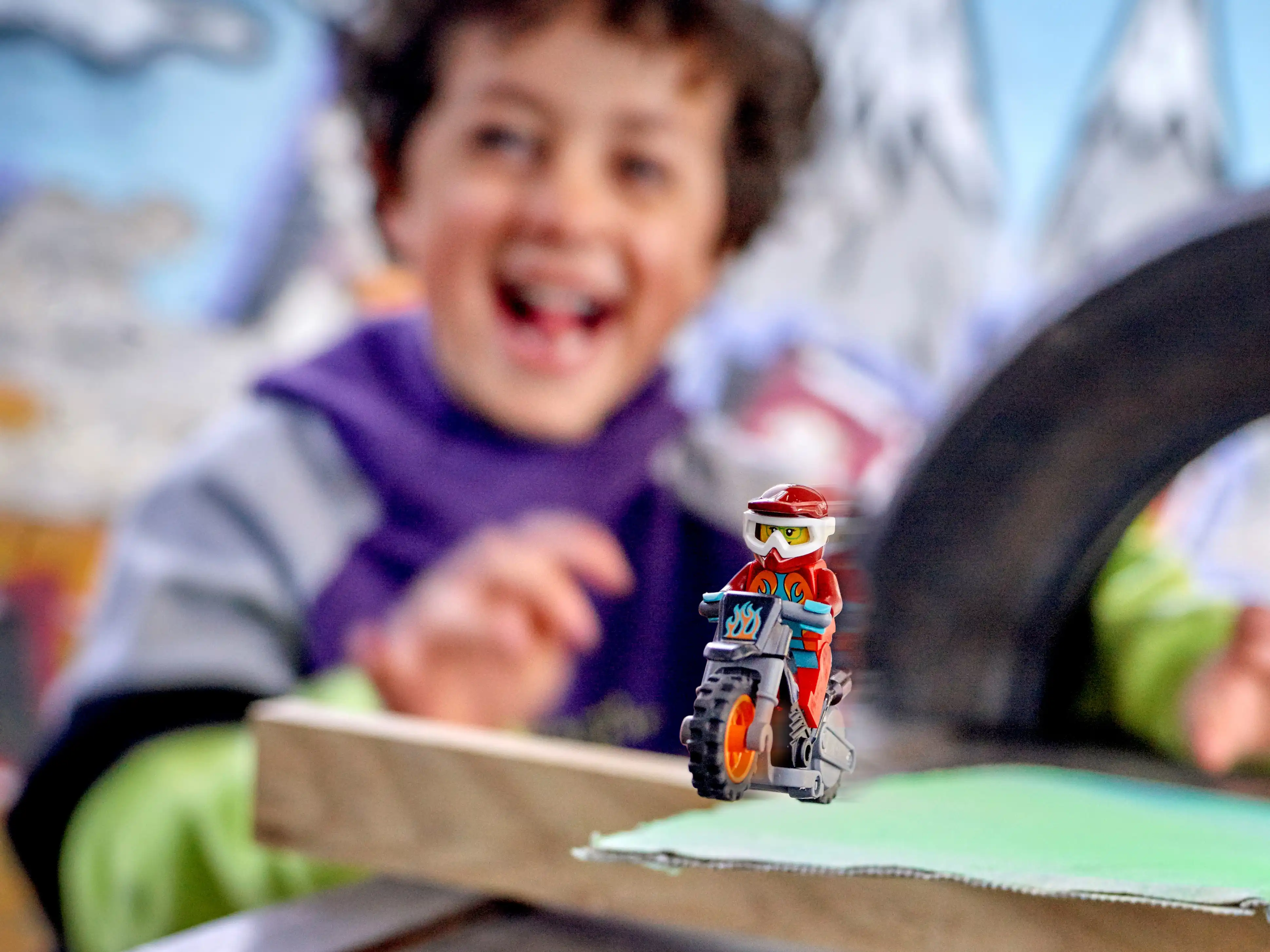 Zdjecie zestawu LEGO 60311 City Ognisty motocykl kaskaderski 1