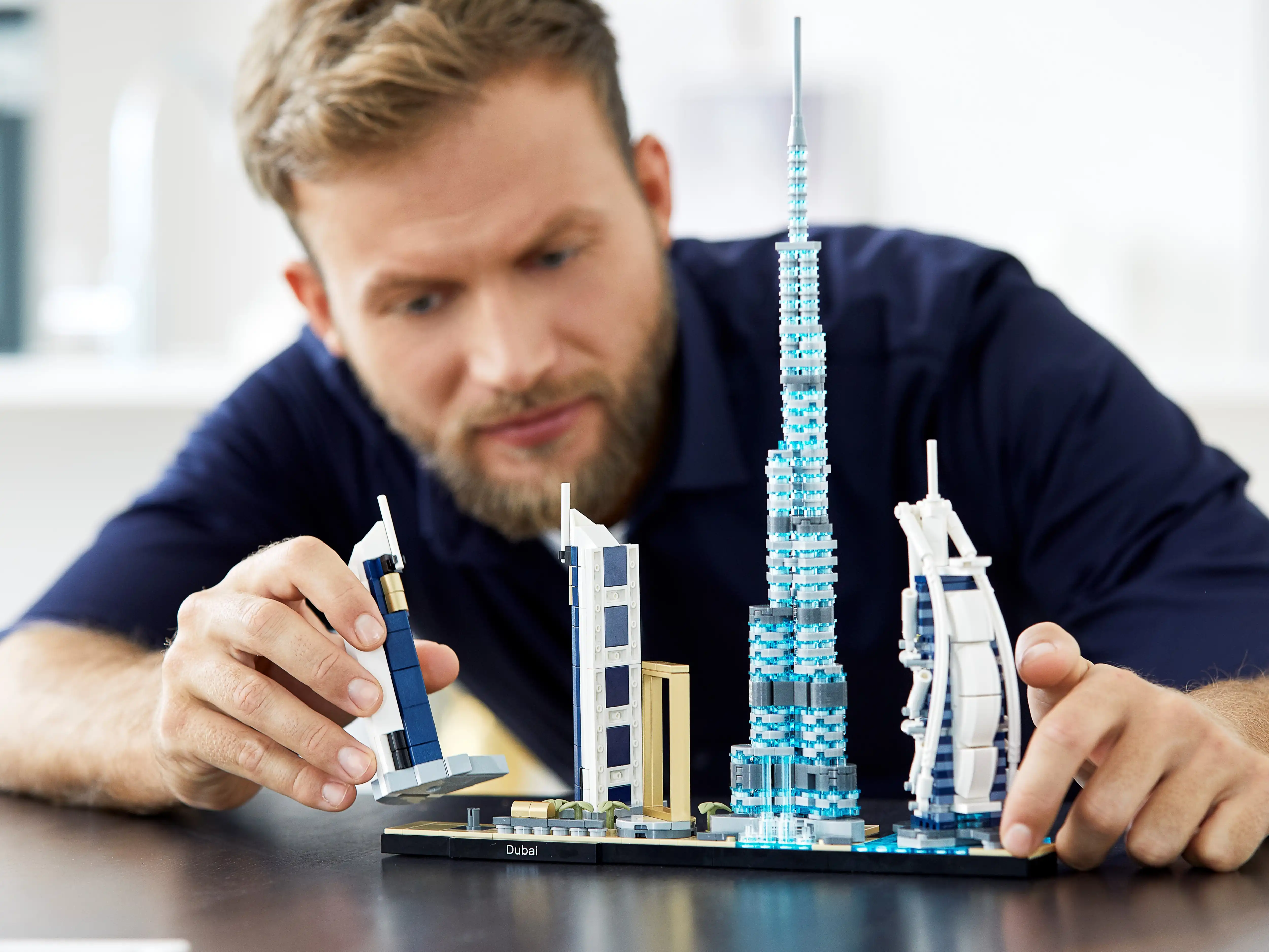 Zdjecie zestawu LEGO 21052 Architecture Dubaj 4