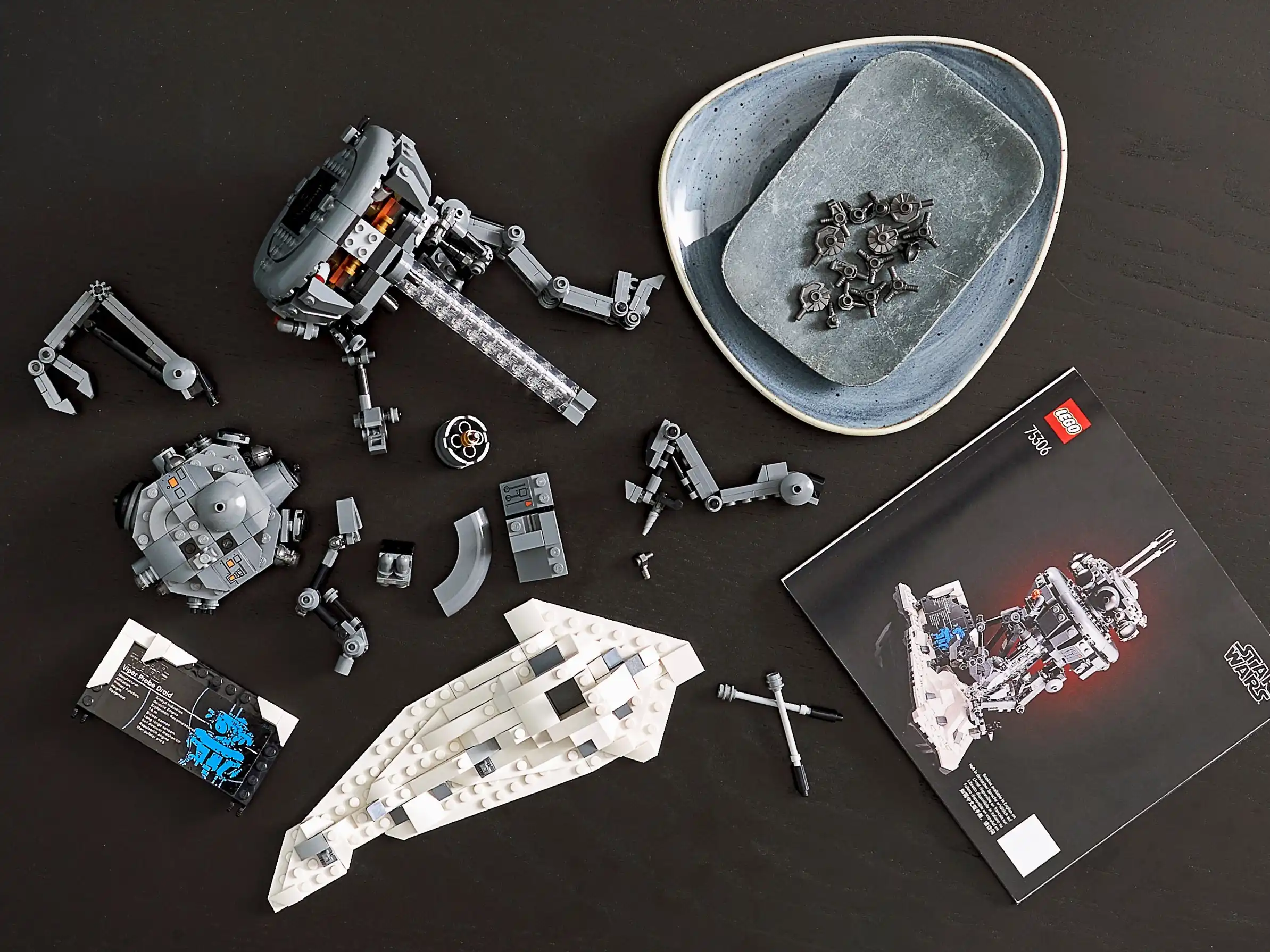 Zdjecie zestawu LEGO 75306 Star Wars Imperialny droid zwiadowczy™ 2