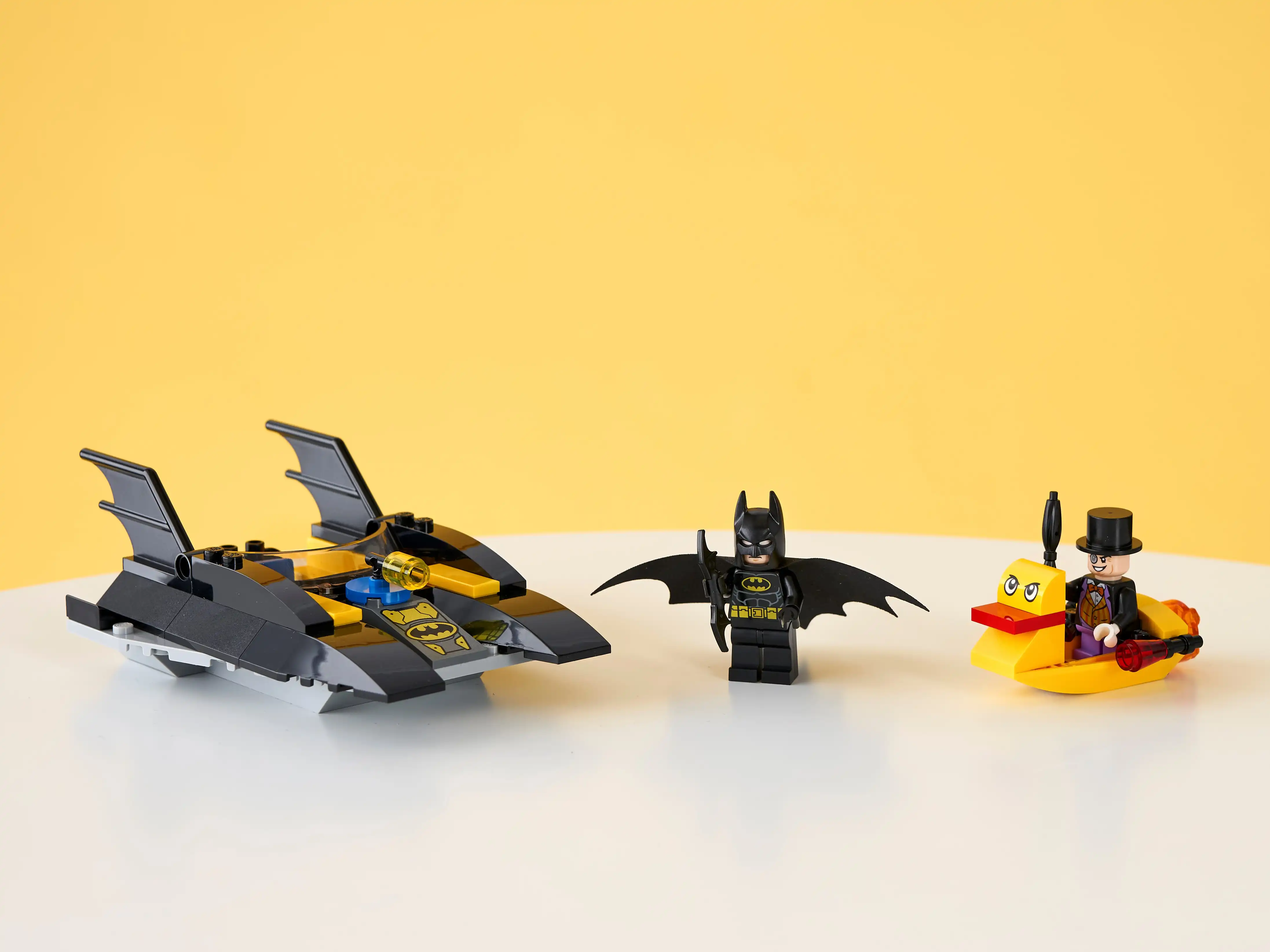 Zdjecie zestawu LEGO 76158 Batman Pościg Batłodzią za Pingwinem 2