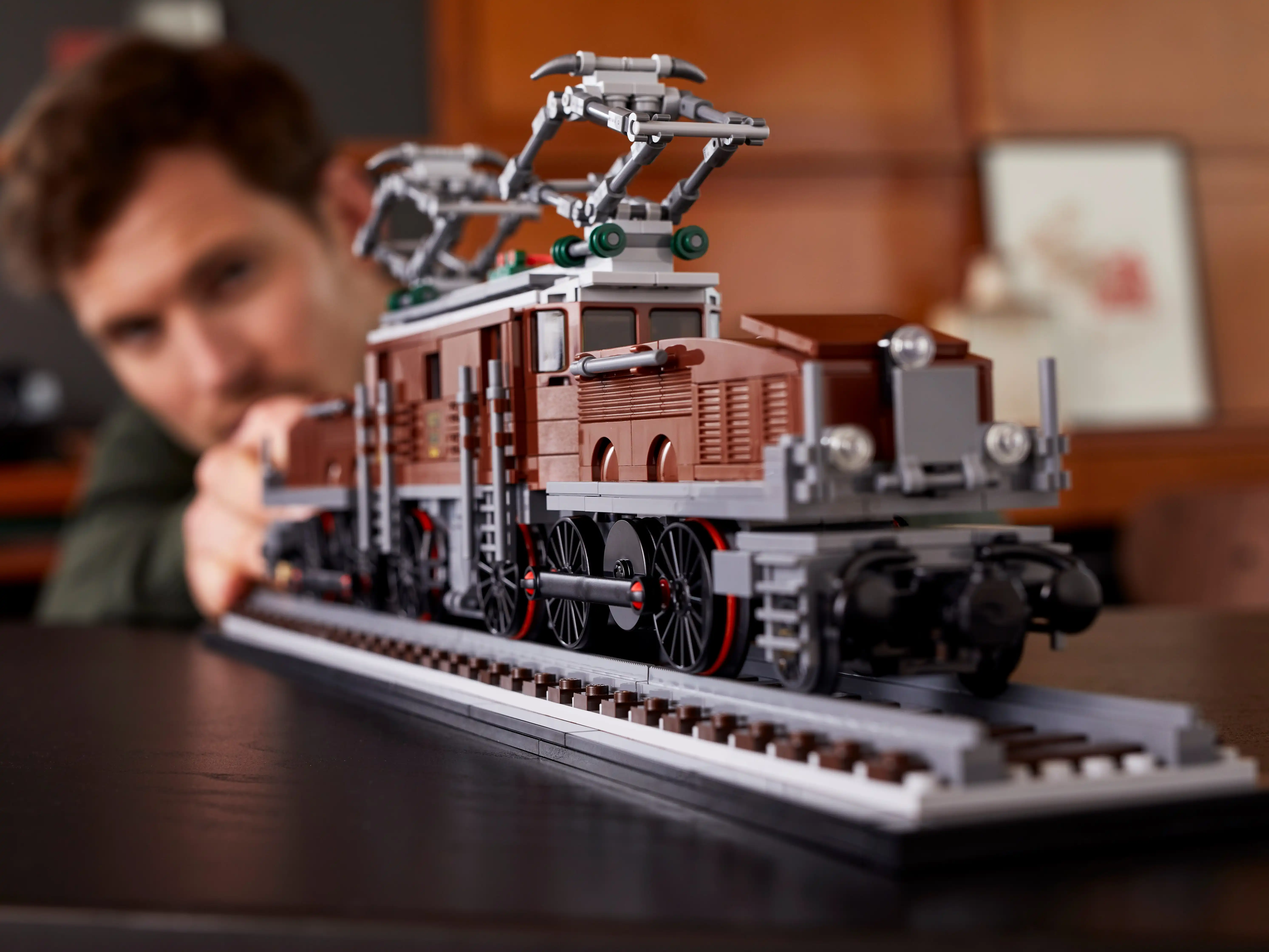 Zdjecie zestawu LEGO 10277 Creator Expert Lokomotywa Crocodile 3
