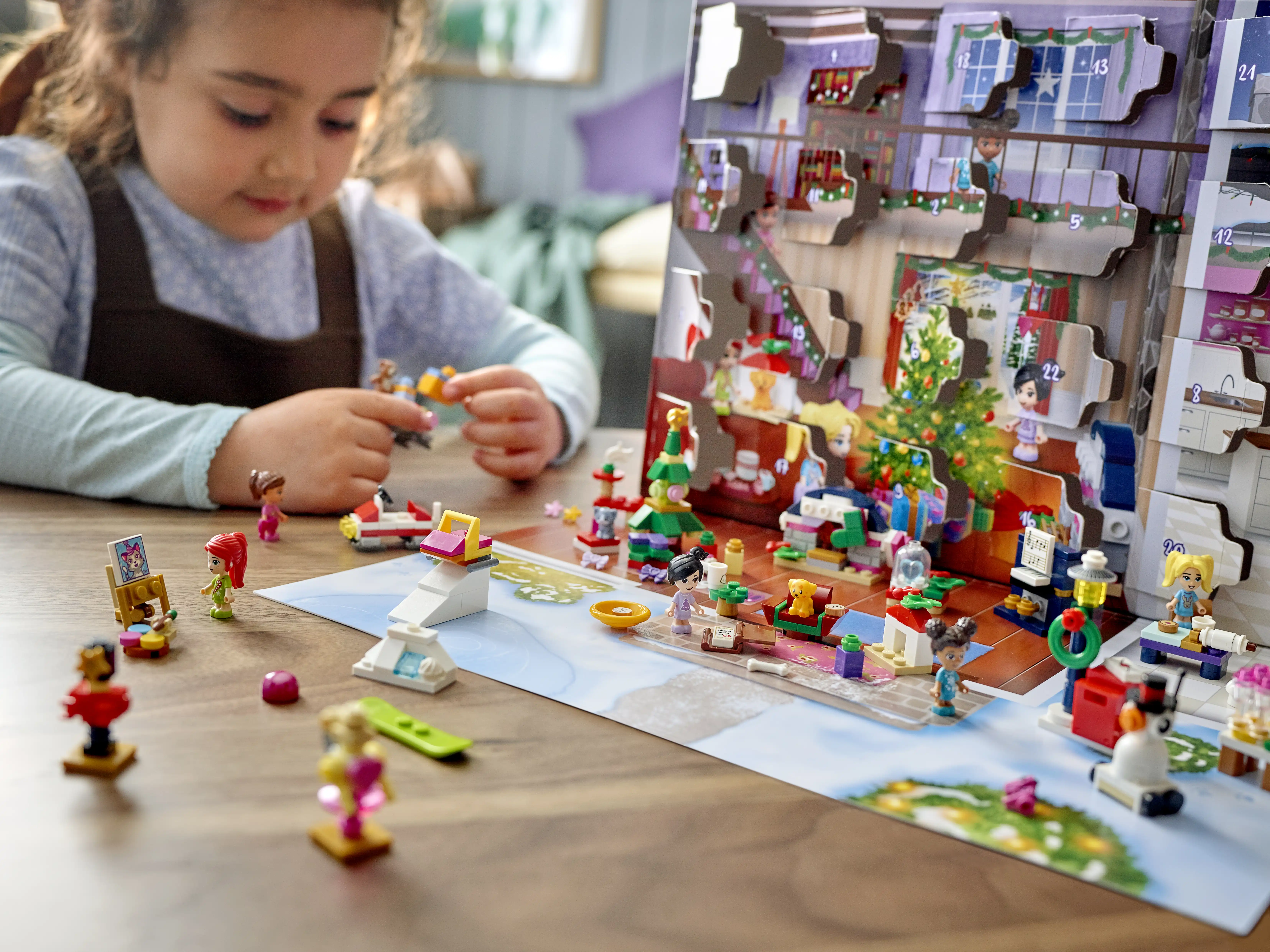Zdjecie zestawu LEGO 41690 Friends Kalendarz adwentowy LEGO® Friends 1