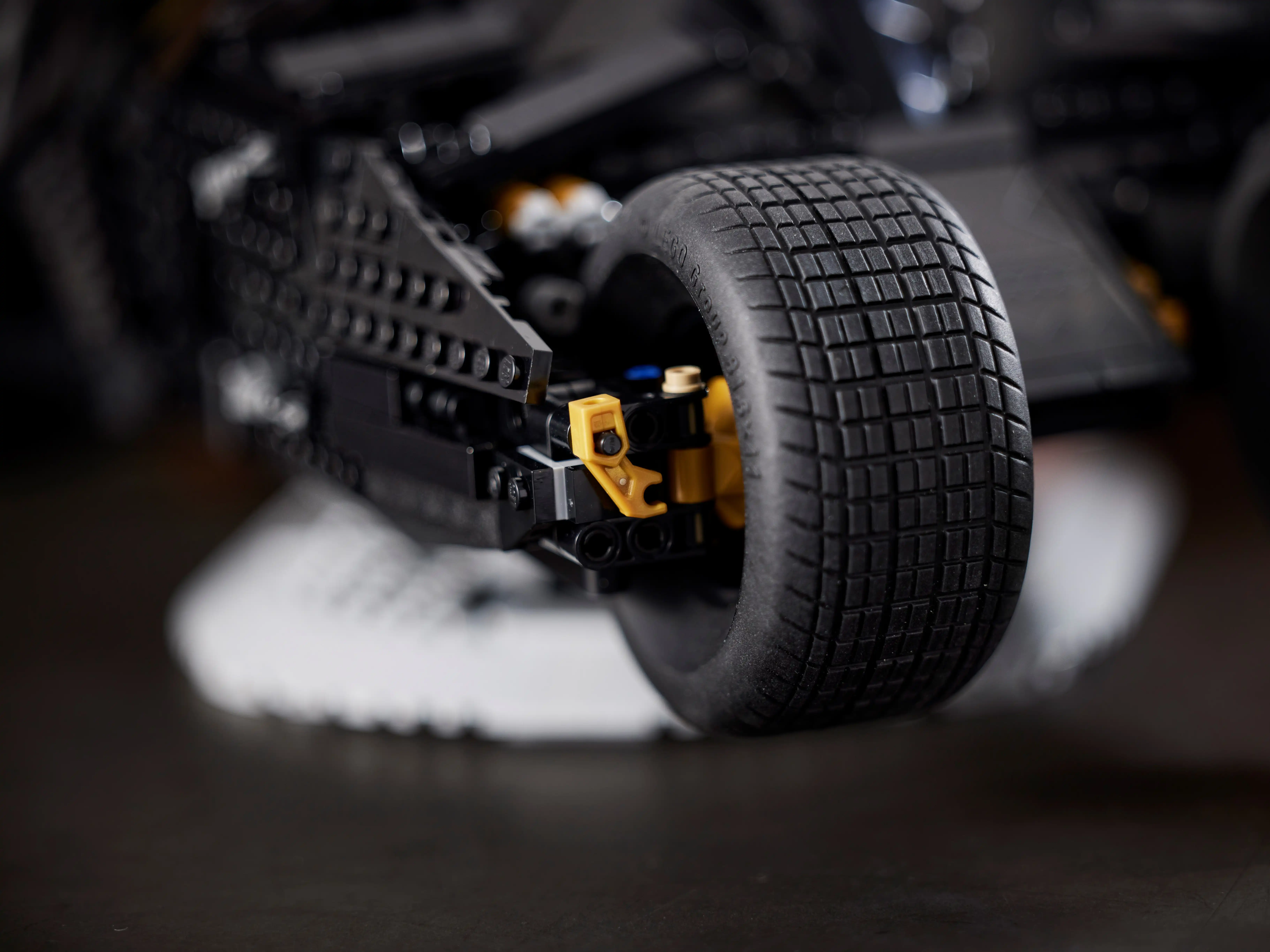 Zdjecie zestawu LEGO 76240 DC Super Heroes LEGO® DC Batman™ Batmobil™ Tumbler 1