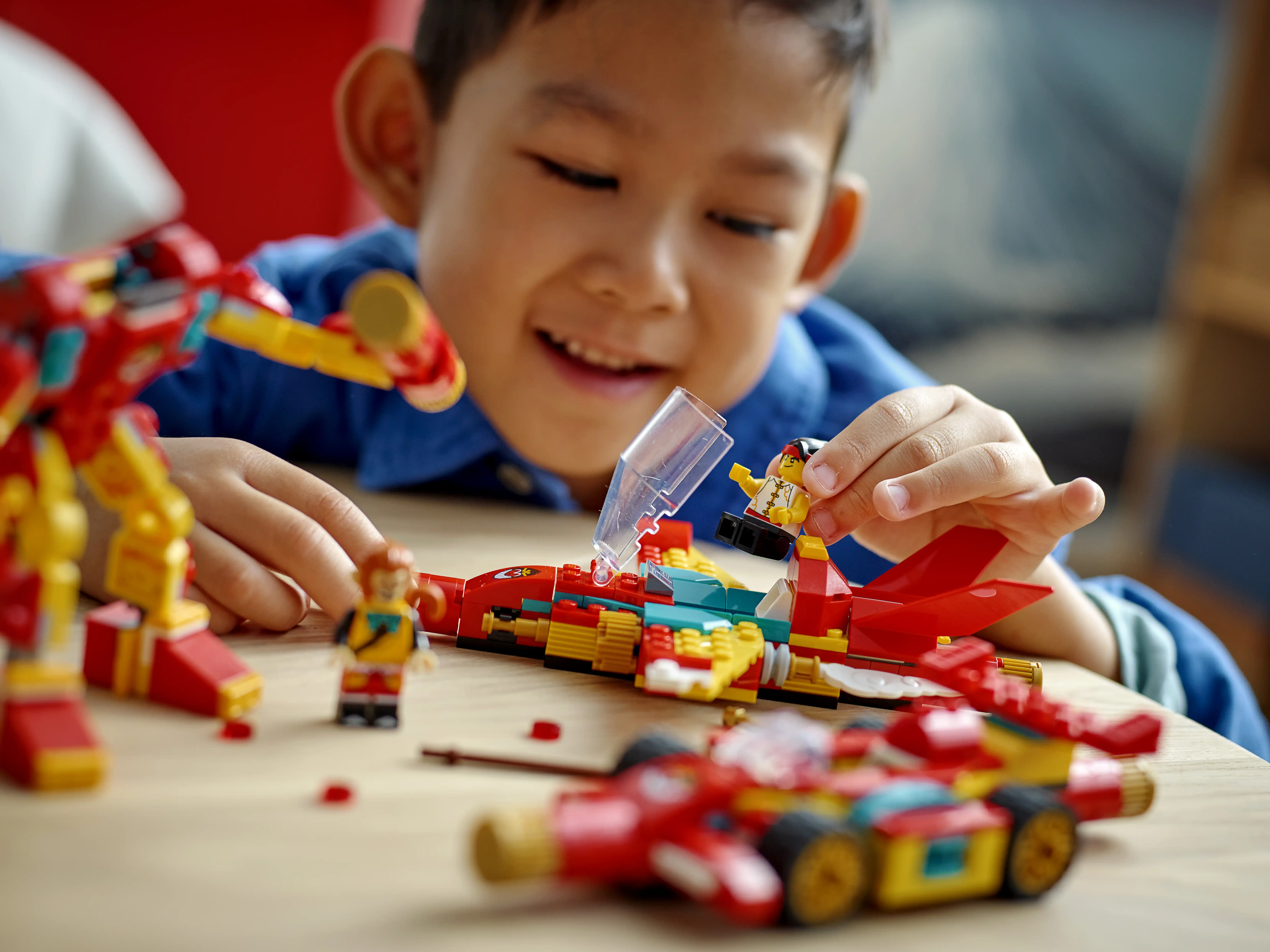 Zdjecie zestawu LEGO 80030 Monkie Kid Modele z kosturem Monkie Kida 4