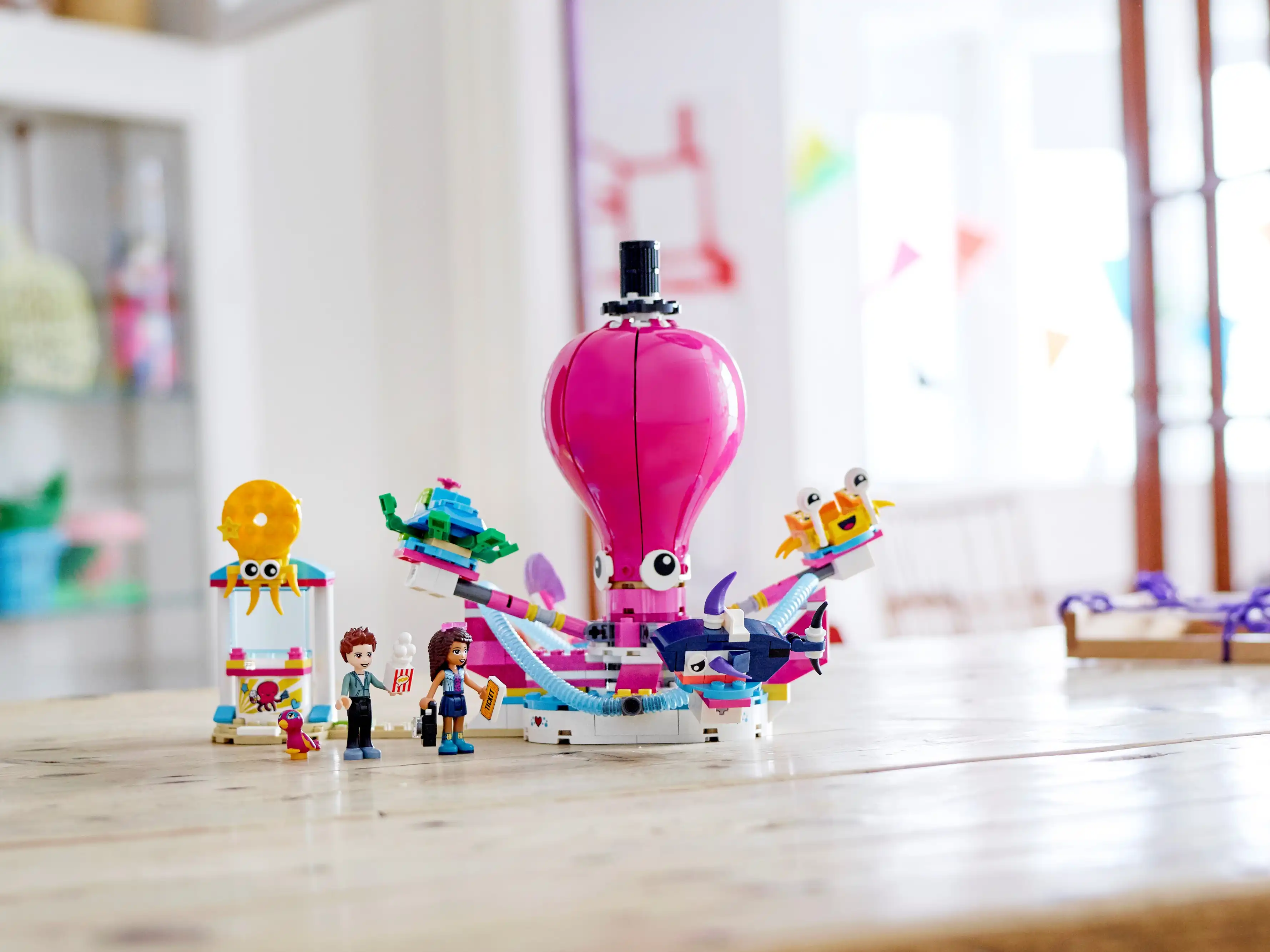 Zdjecie zestawu LEGO 41373 Friends Karuzela z ośmiornicą 4
