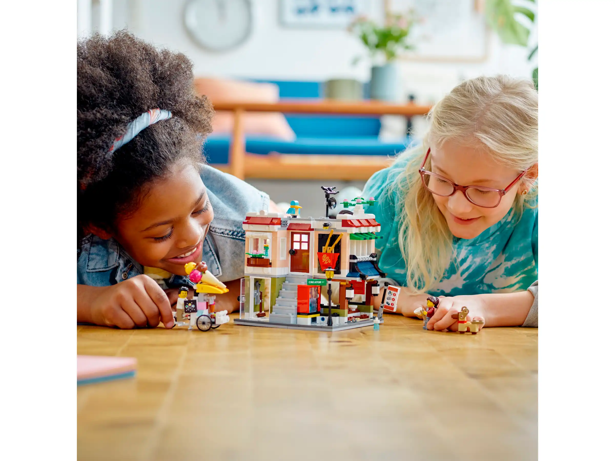 Zdjecie zestawu LEGO 31131 Creator 3 w 1 Sklep z kluskami w śródmieściu 2