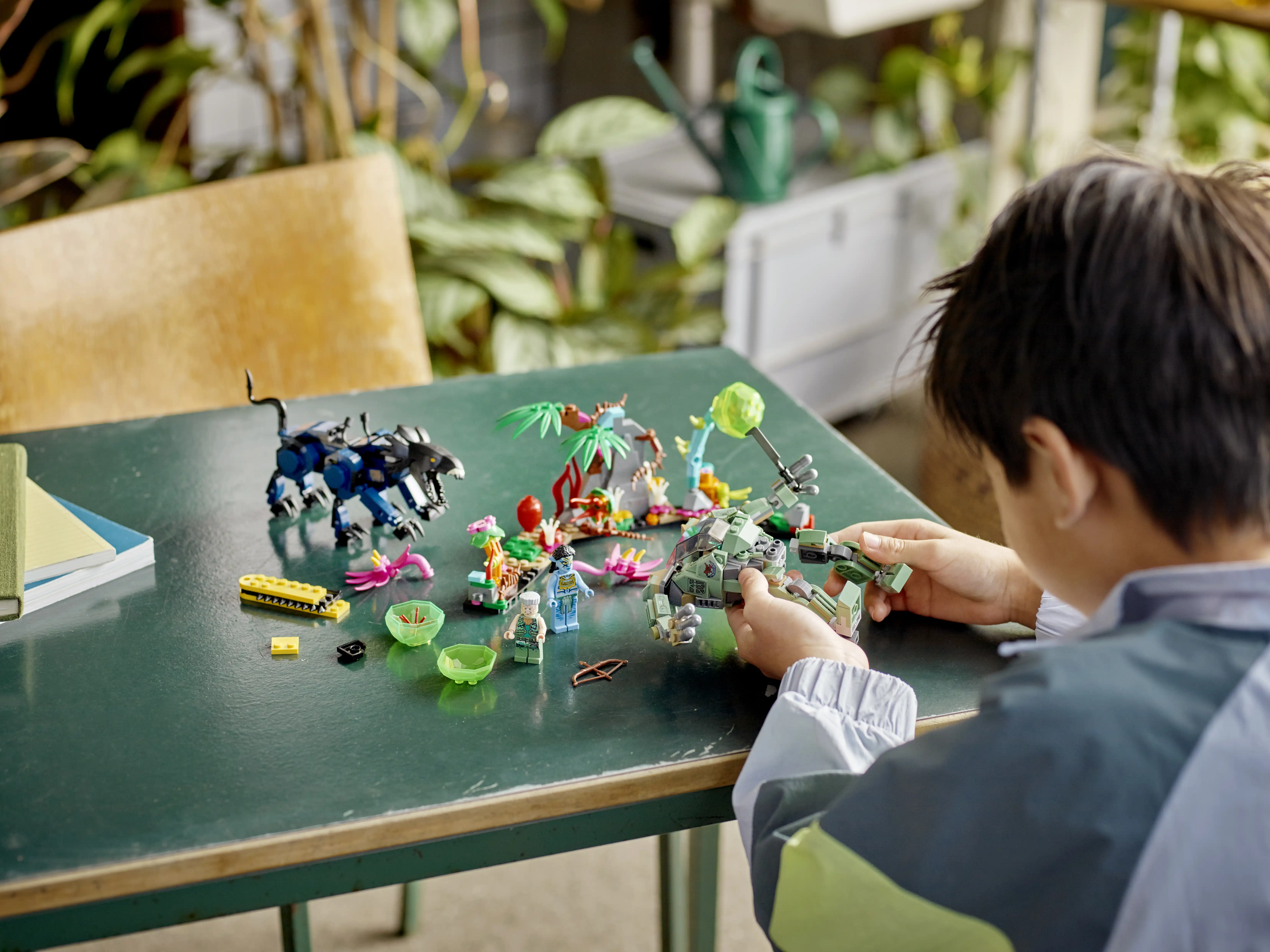 Zdjecie zestawu LEGO 75571 Avatar Neytiri i Thanator kontra Quaritch w kombinezonie PZM 1