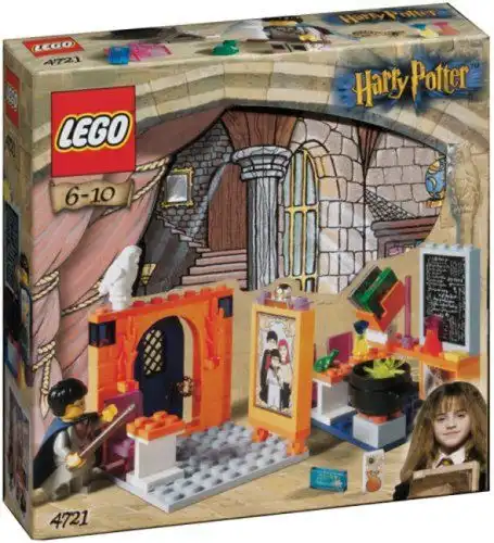 Zdjecie zestawu LEGO 4721 Harry Potter Szkoła Czarodziejów 1