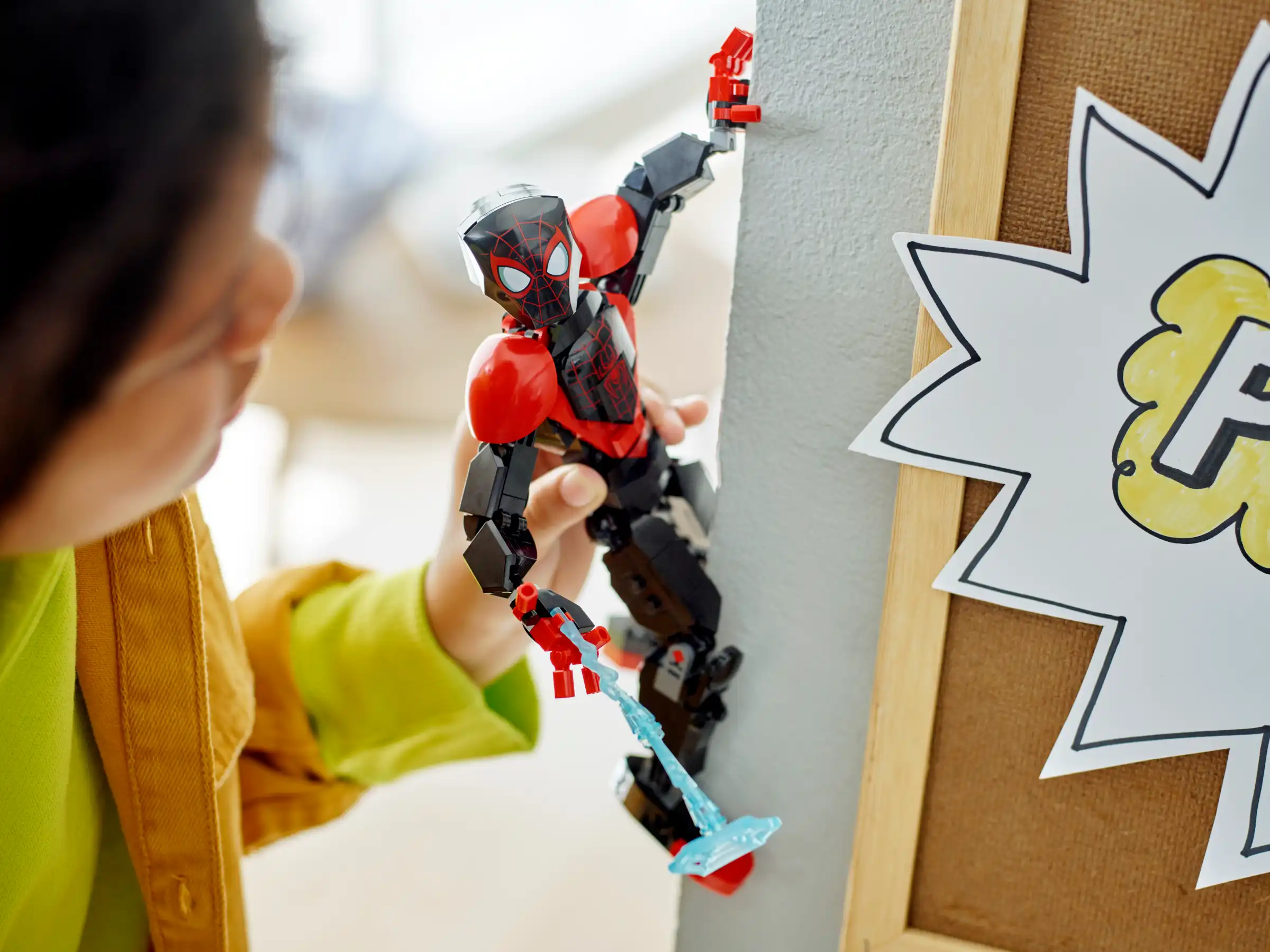 Zdjecie zestawu LEGO 76225 Spider-Man Figurka Milesa Moralesa 4