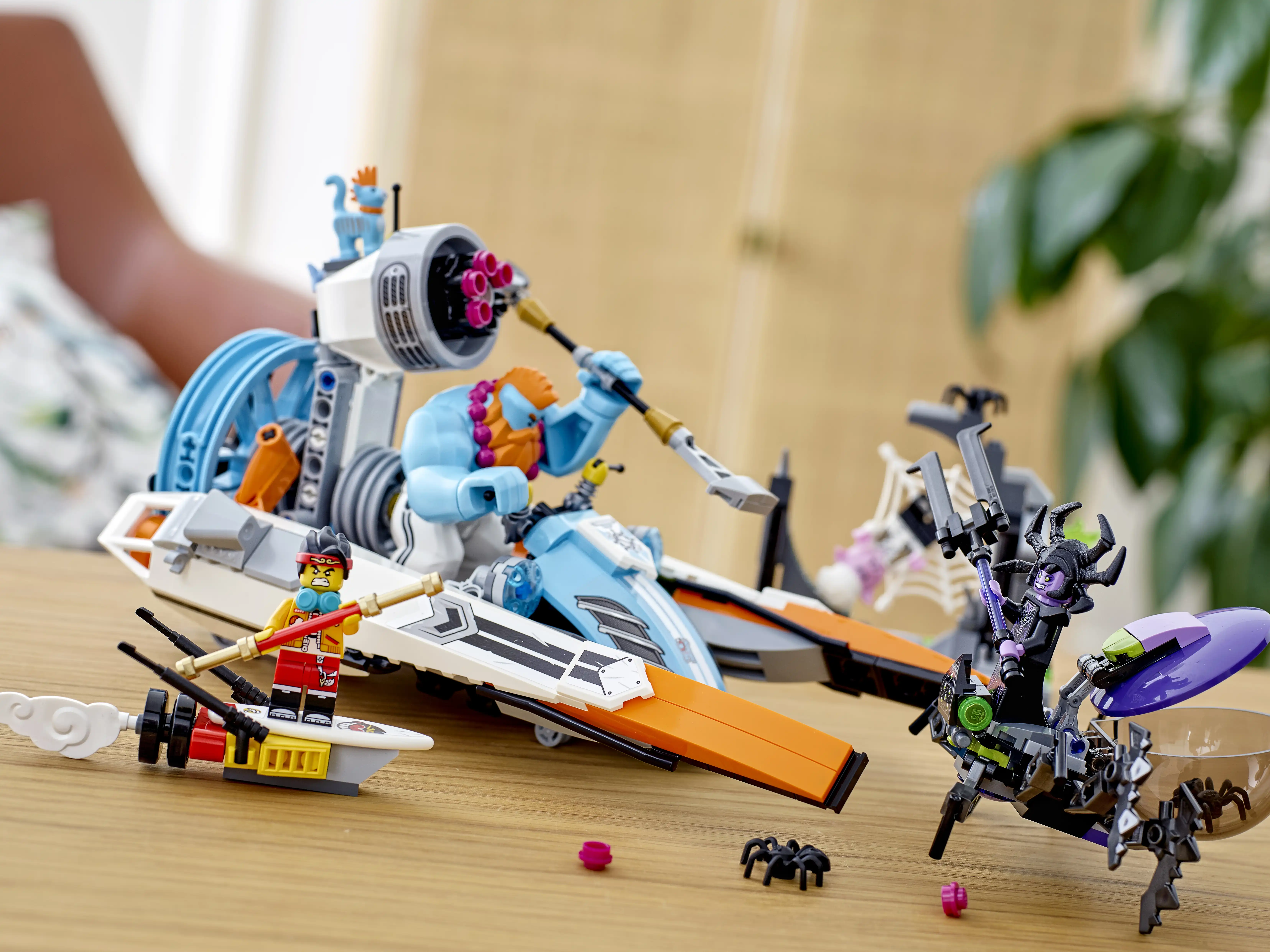 Zdjecie zestawu LEGO 80014 Monkie Kid Motorówka Sandy'ego 2