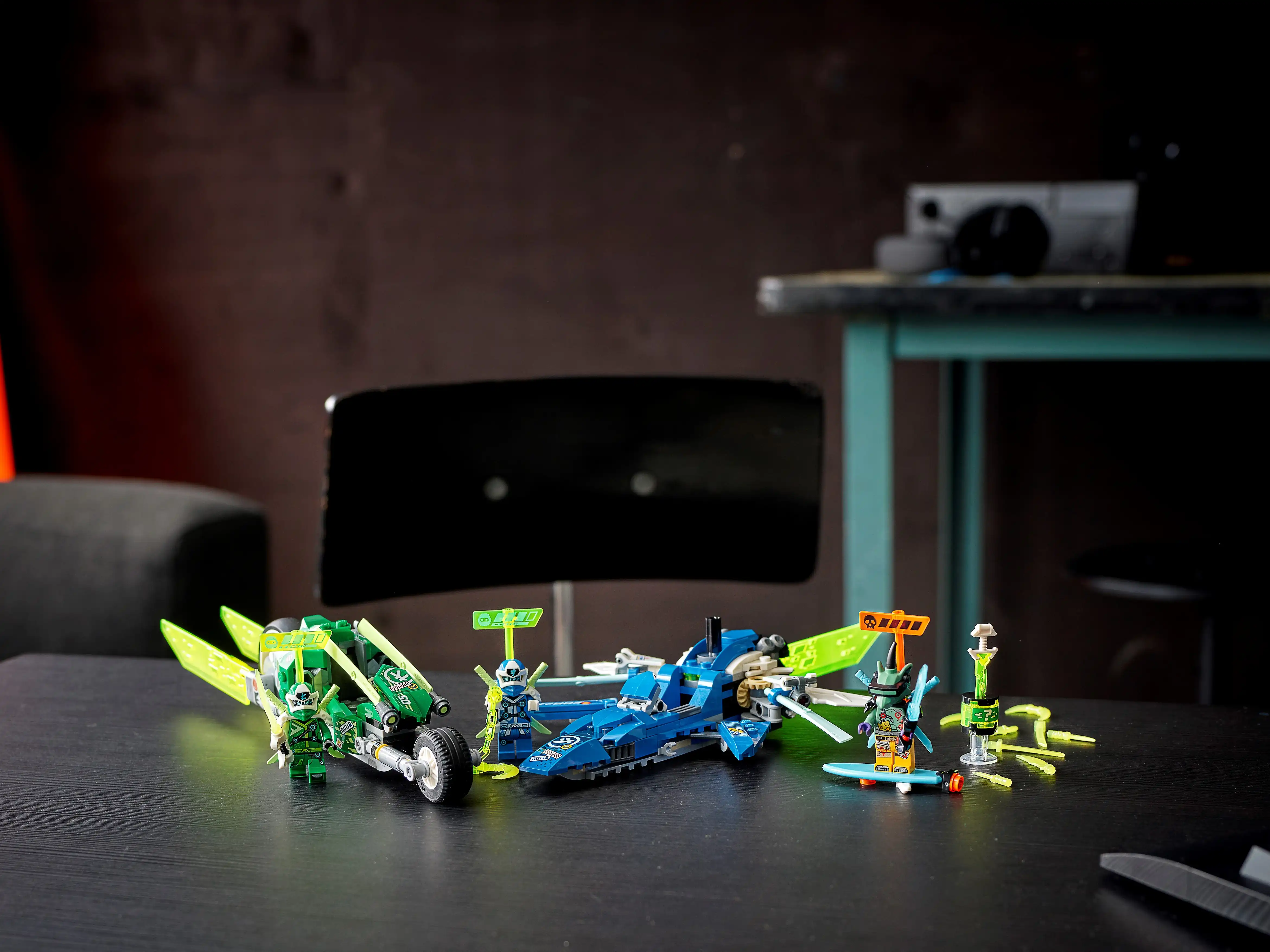 Zdjecie zestawu LEGO 71709 Ninjago Wyścigówki Jaya i Lloyda 1