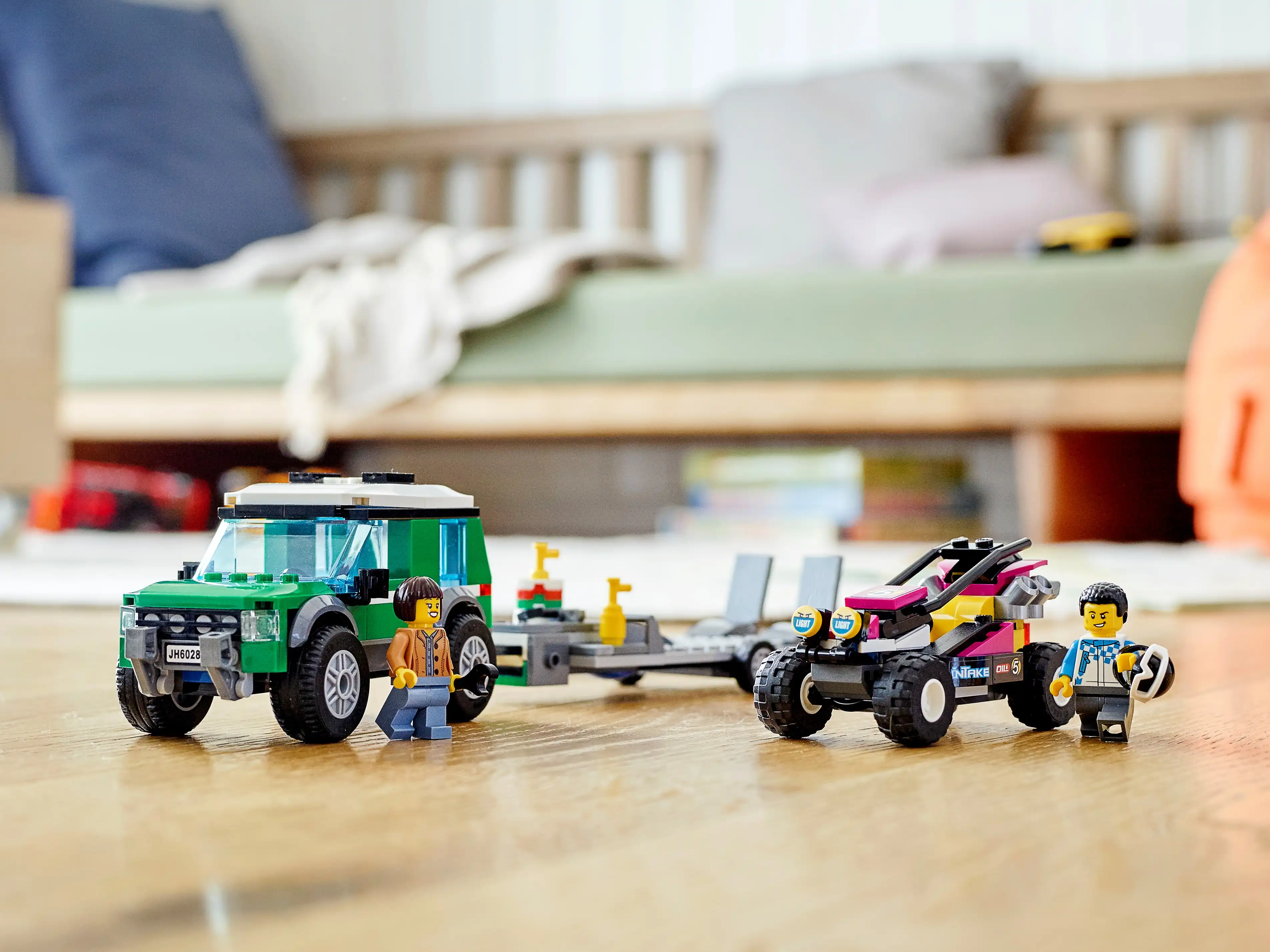 Zdjecie zestawu LEGO 60288 City Transporter łazika wyścigowego 1