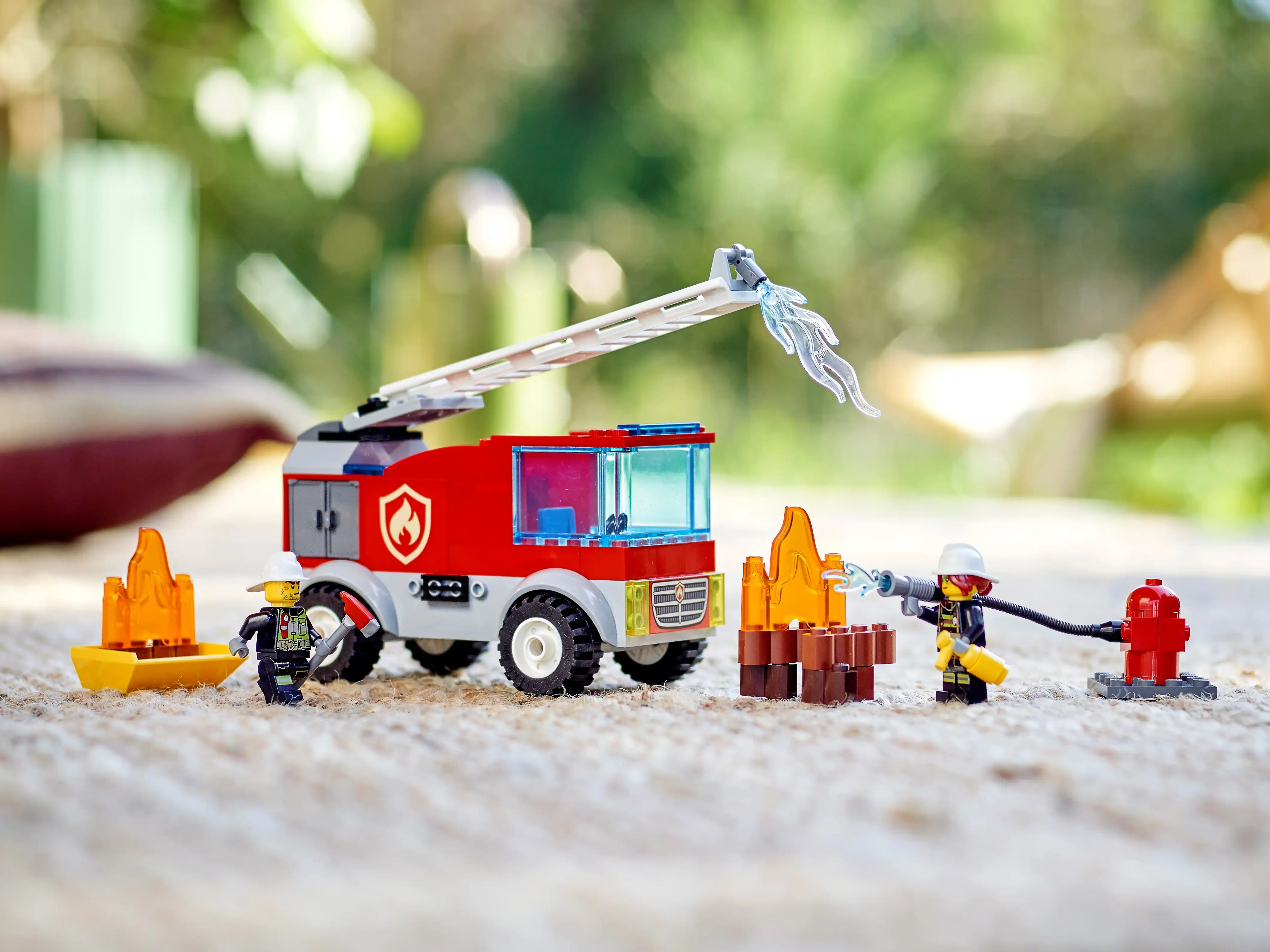 Zdjecie zestawu LEGO 60280 City Wóz strażacki z drabiną 2