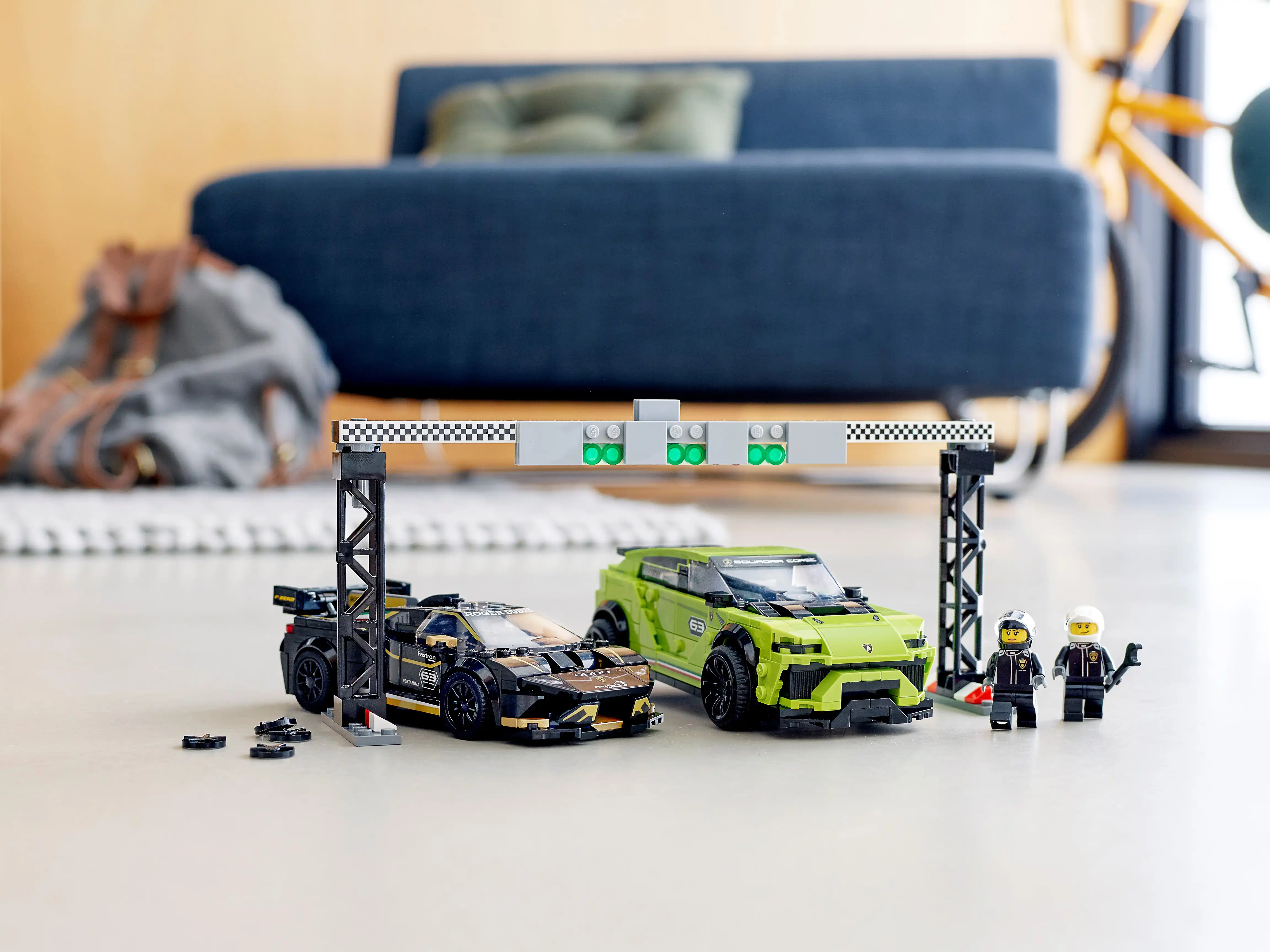 Zdjecie zestawu LEGO 76899 Speed Champions Lamborghini Urus ST-X i Lamborghini Huracán Super Trofeo EVO 1