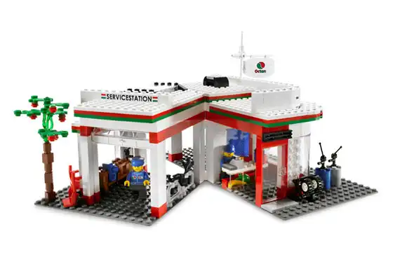 Zdjecie zestawu LEGO 10184 Creator Expert Town Plan 4
