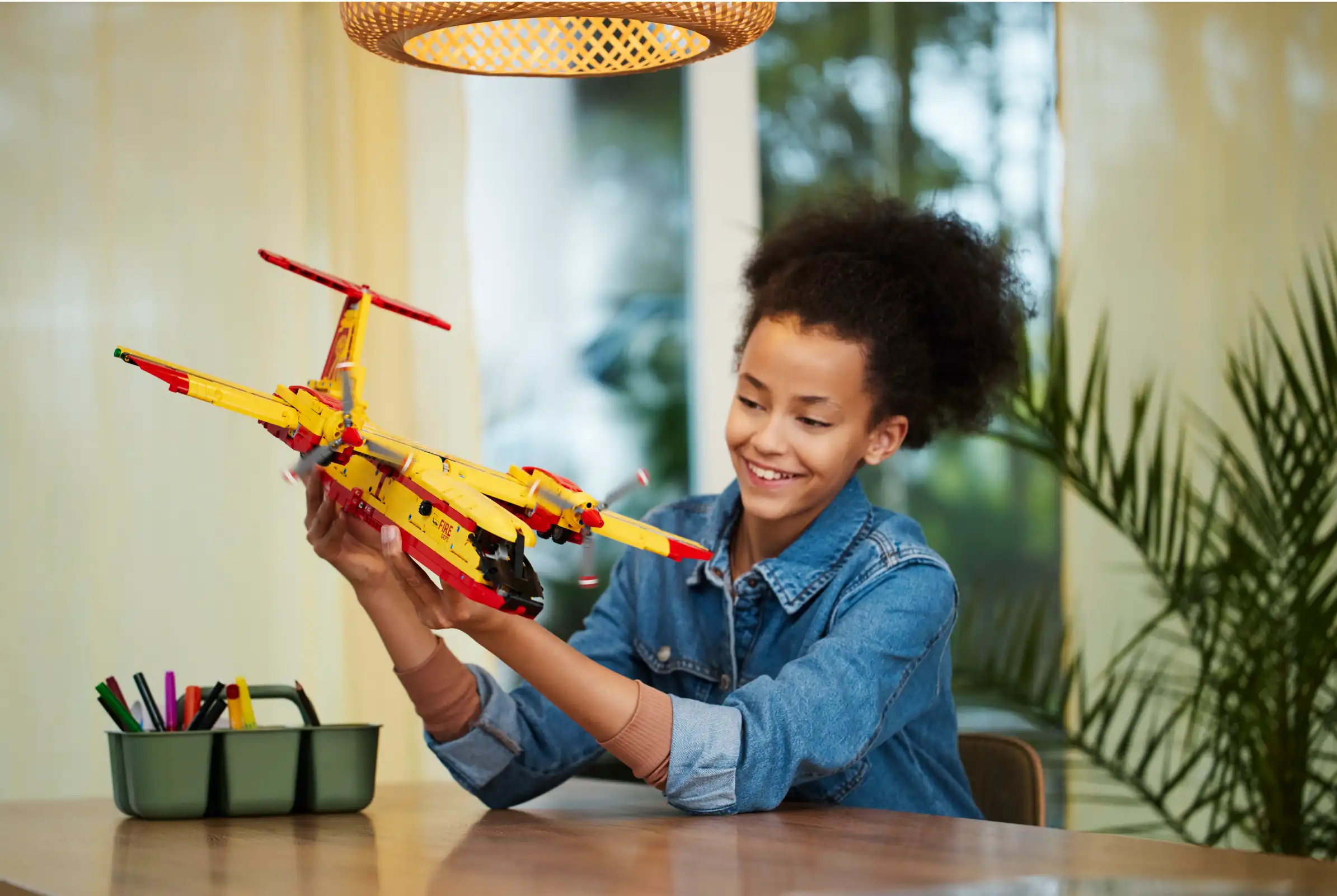 Zdjecie zestawu LEGO 42152 Technic Samolot gaśniczy 1