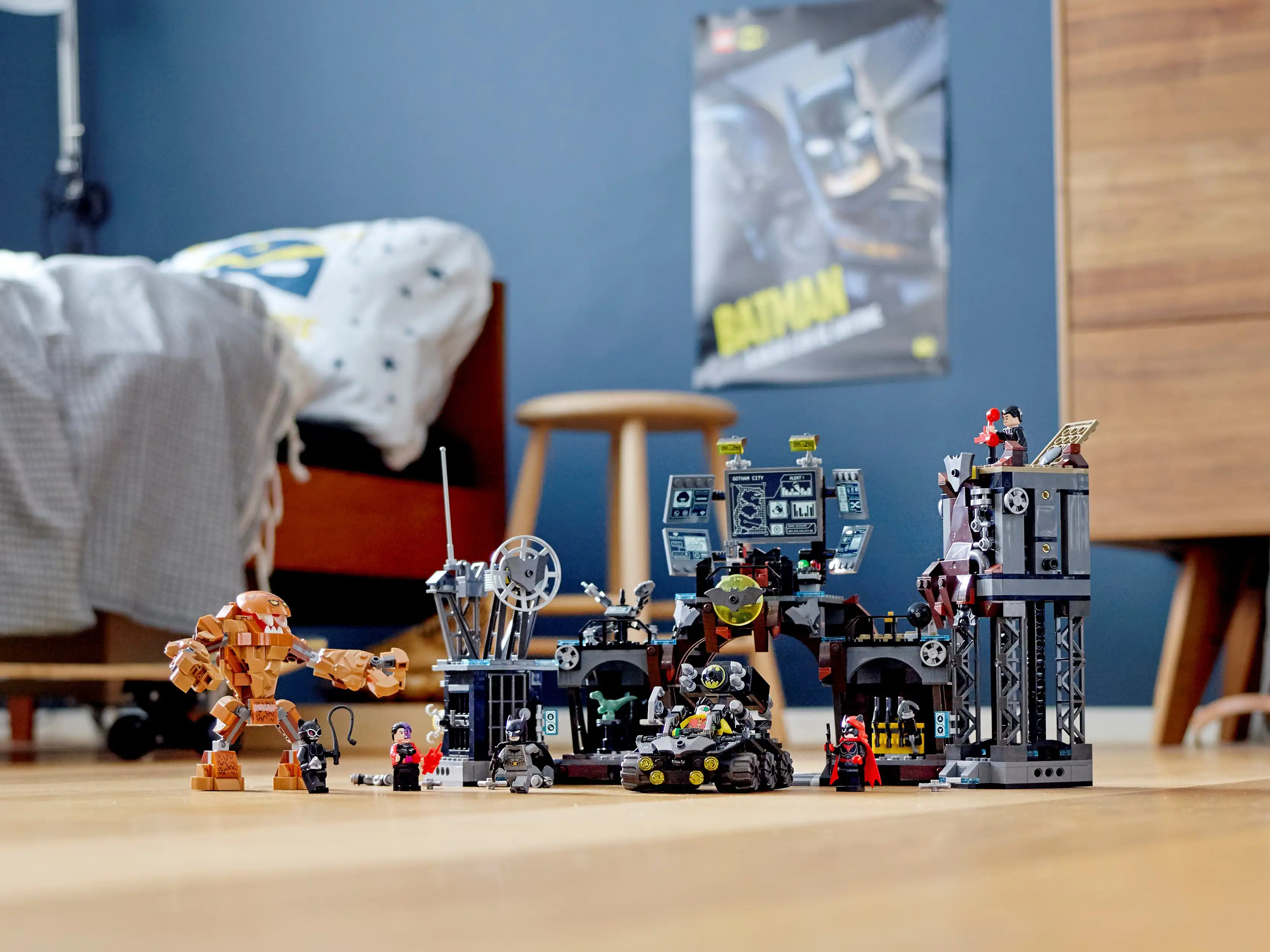 Zdjecie zestawu LEGO 76122 Batman Atak Clayface’a™ na Jaskinię Batmana 1