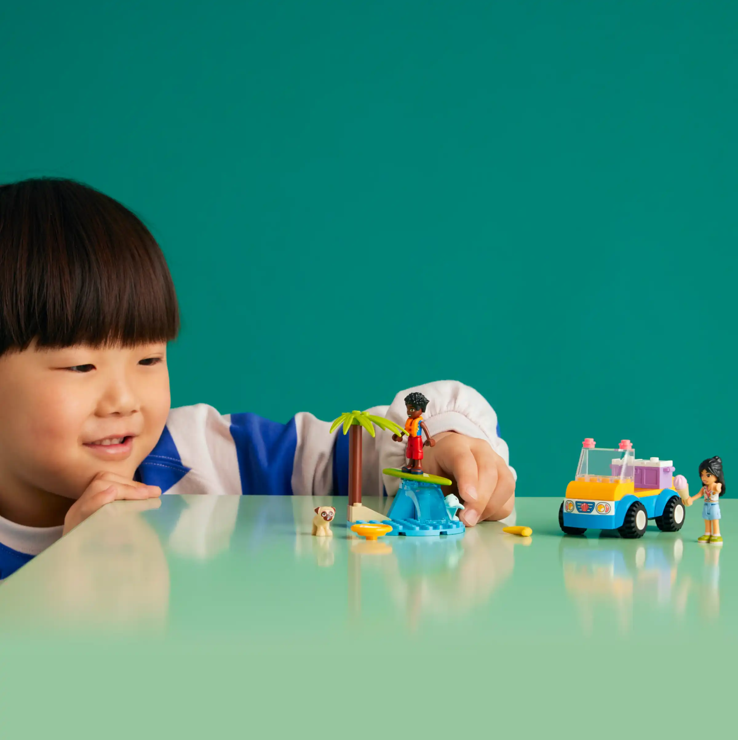 Zdjecie zestawu LEGO 41725 Friends Zabawa z łazikiem plażowym 4