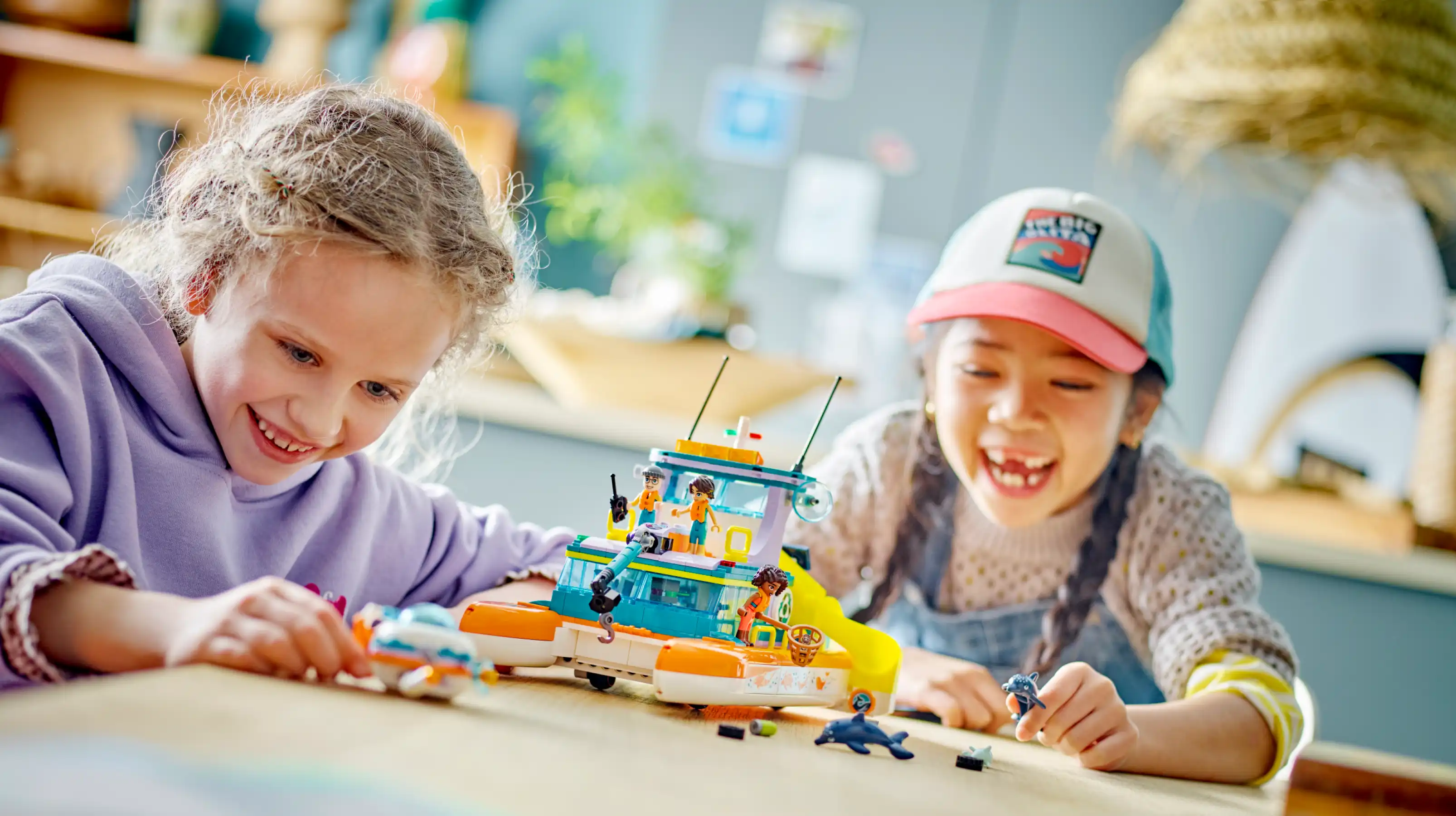 Zdjecie zestawu LEGO 41734 Friends Morska łódź ratunkowa 2