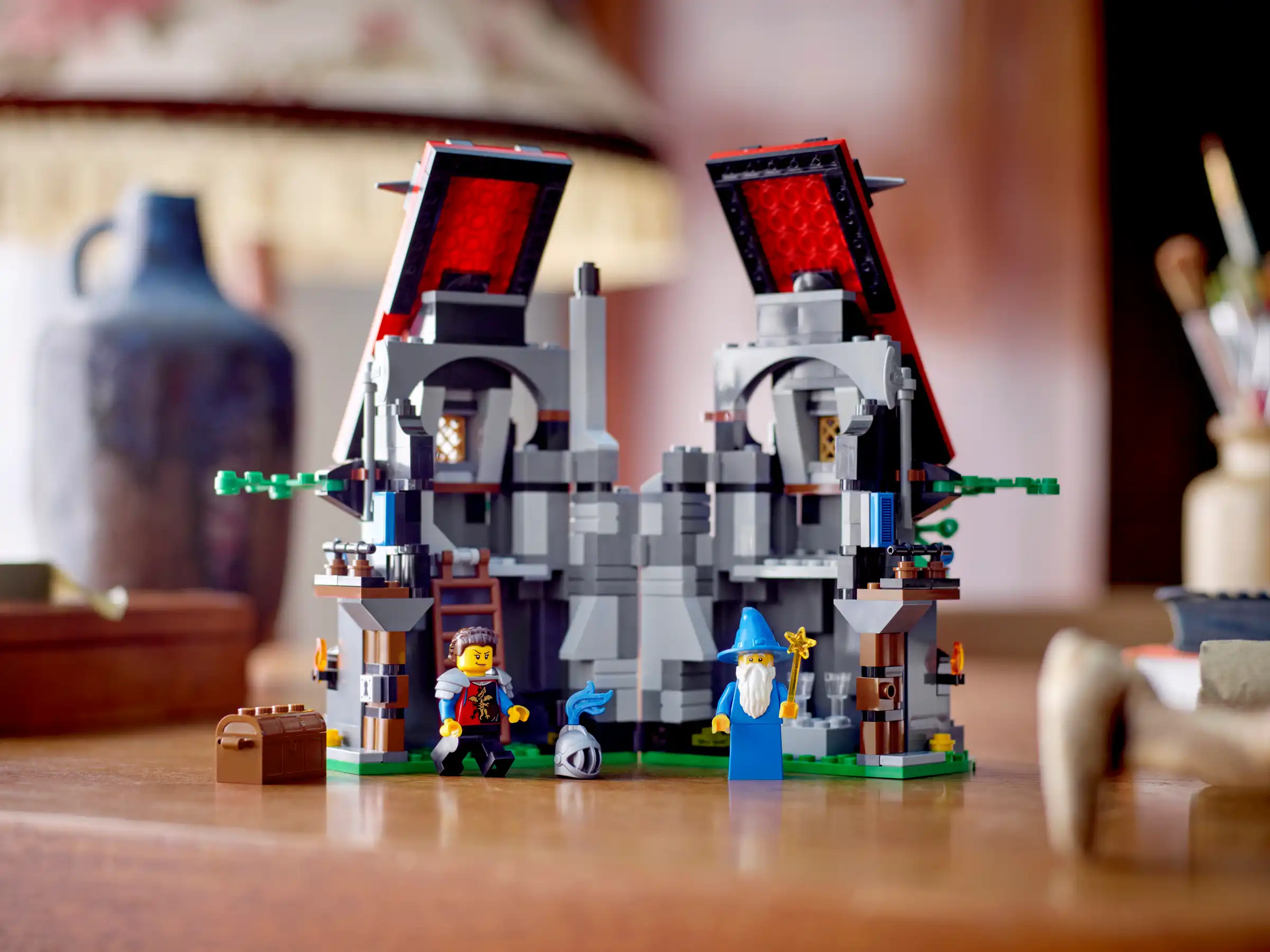 Zdjecie zestawu LEGO 40601 Promocyjne Majisto's Magical Workshop 4