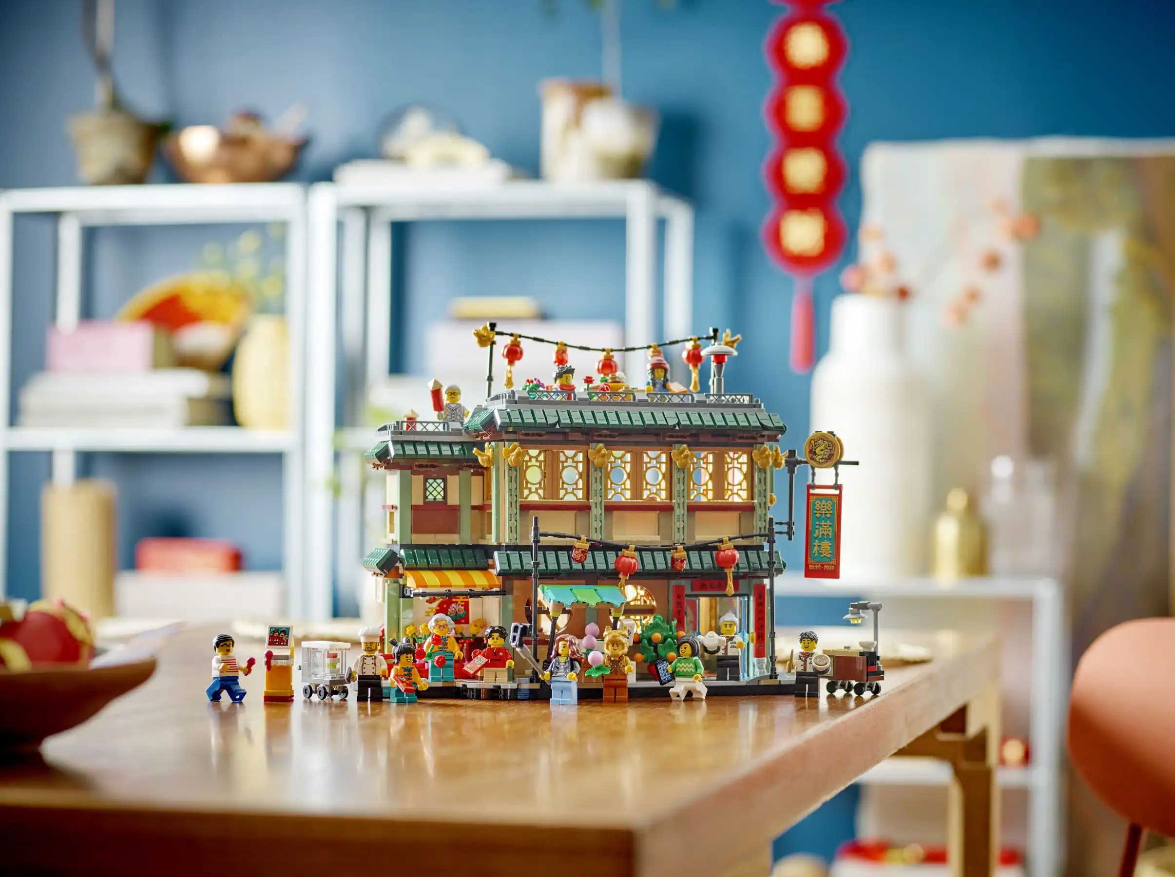 Zdjecie zestawu LEGO 80113 Okolicznościowe Zjazd rodzinny 2
