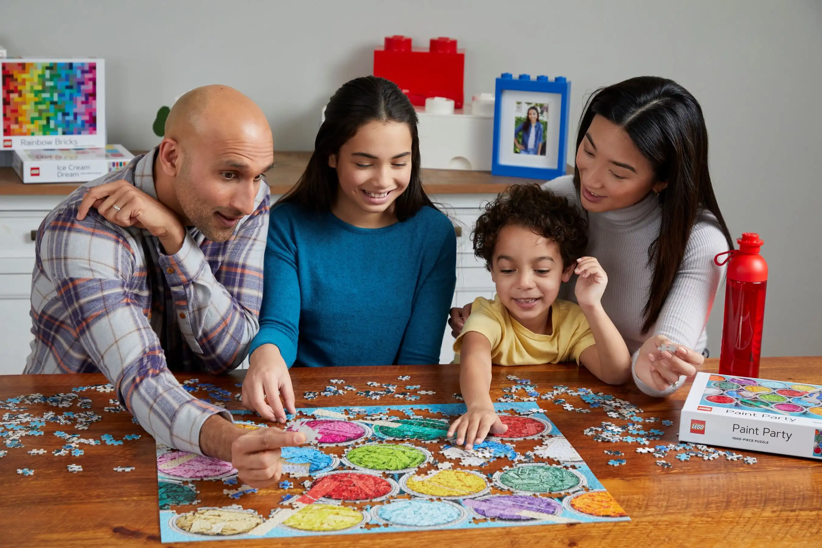 Zdjecie zestawu LEGO 5006203  Puzzle z farbami - 1000 elementów 3