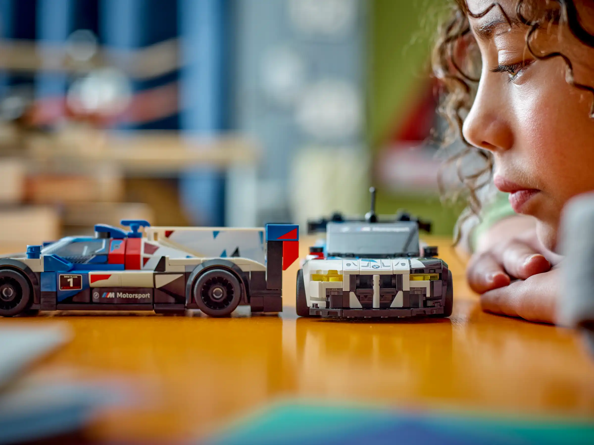 Zdjecie zestawu LEGO 76922 Speed Champions Samochody wyścigowe BMW M4 GT3 & BMW M Hybrid V8 1