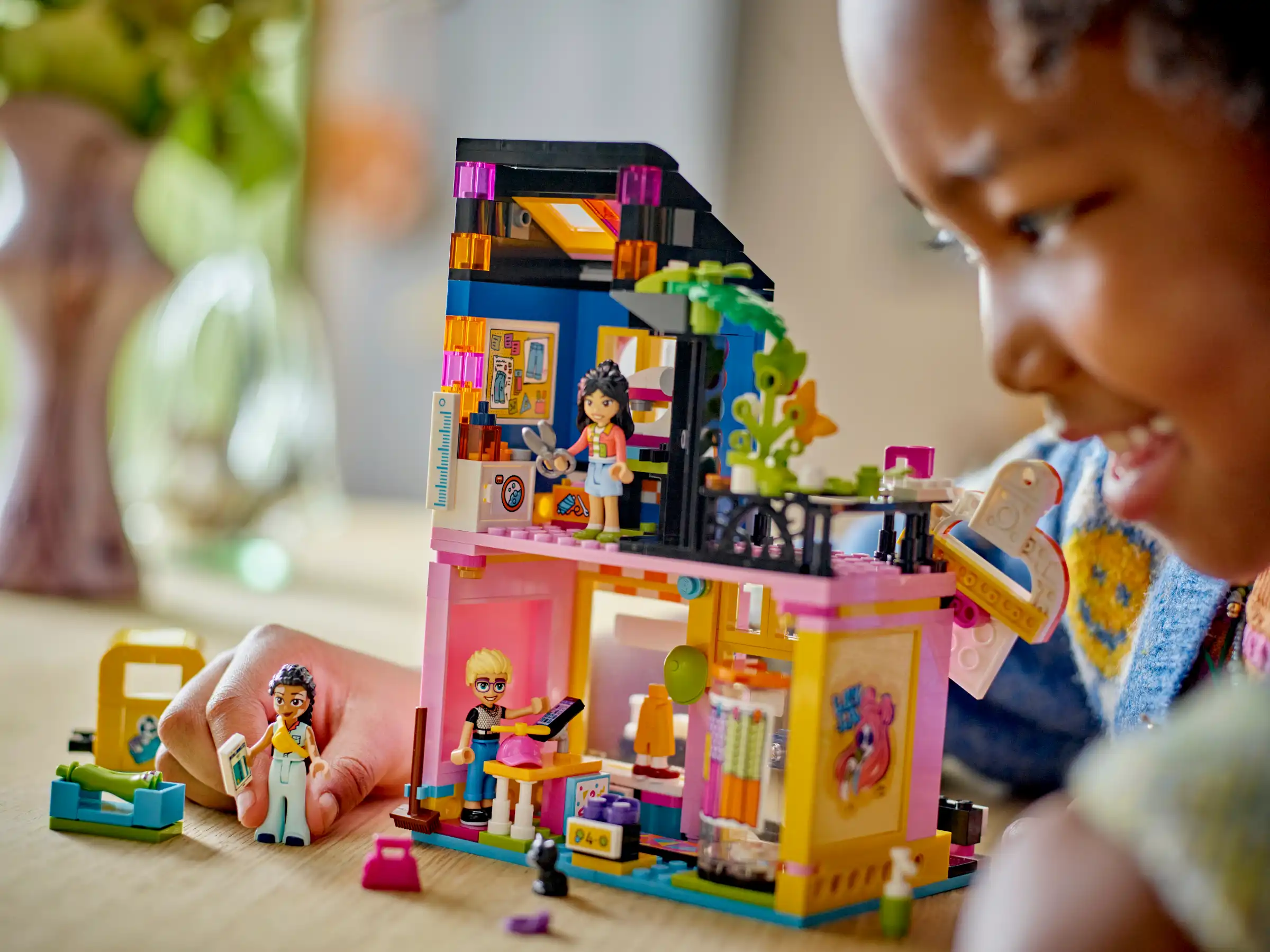 Zdjecie zestawu LEGO 42614 Friends Sklep z używaną odzieżą 2