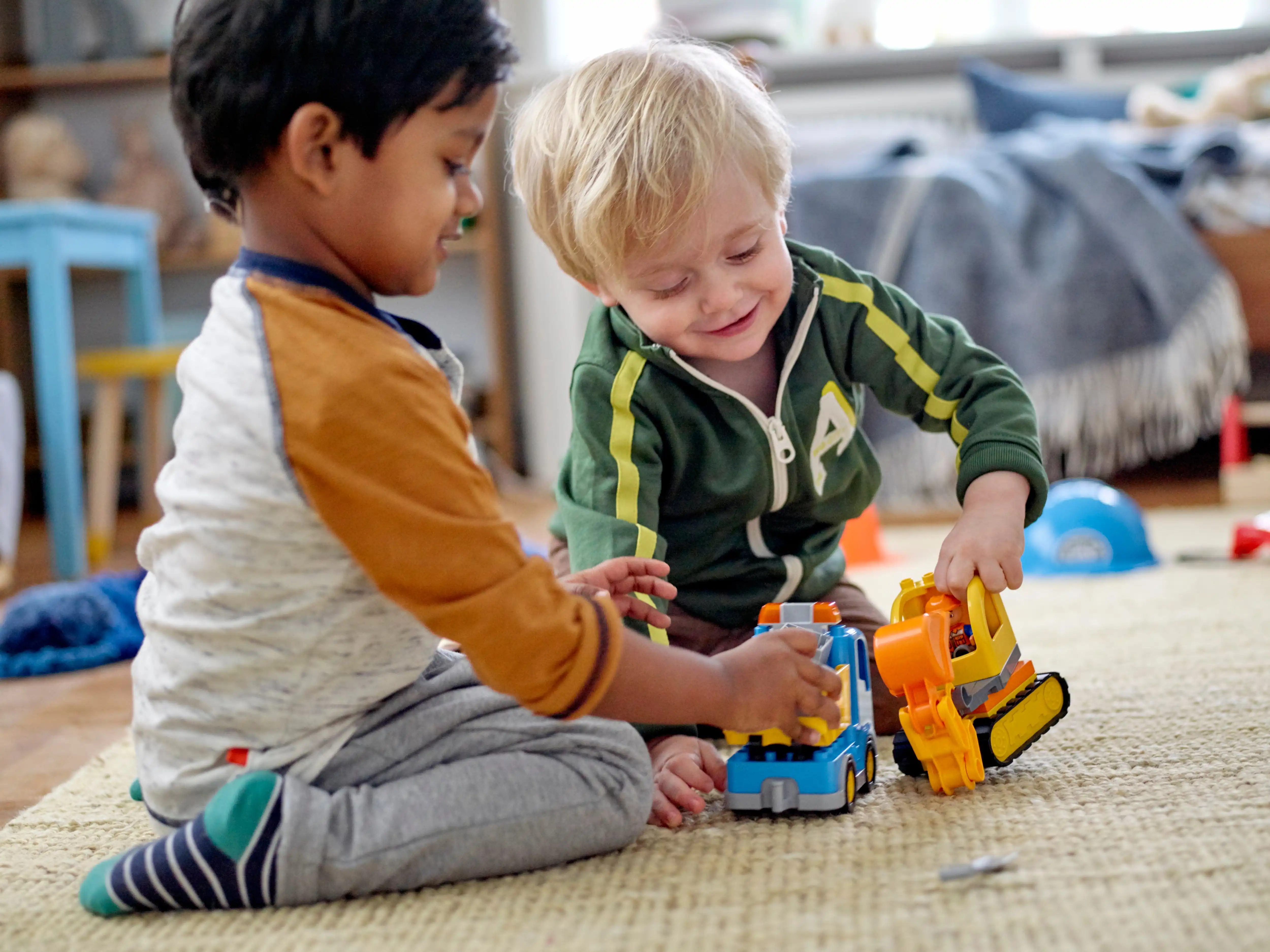 Zdjecie zestawu LEGO 10812 Duplo Ciężarówka i koparka gąsienicowa 2