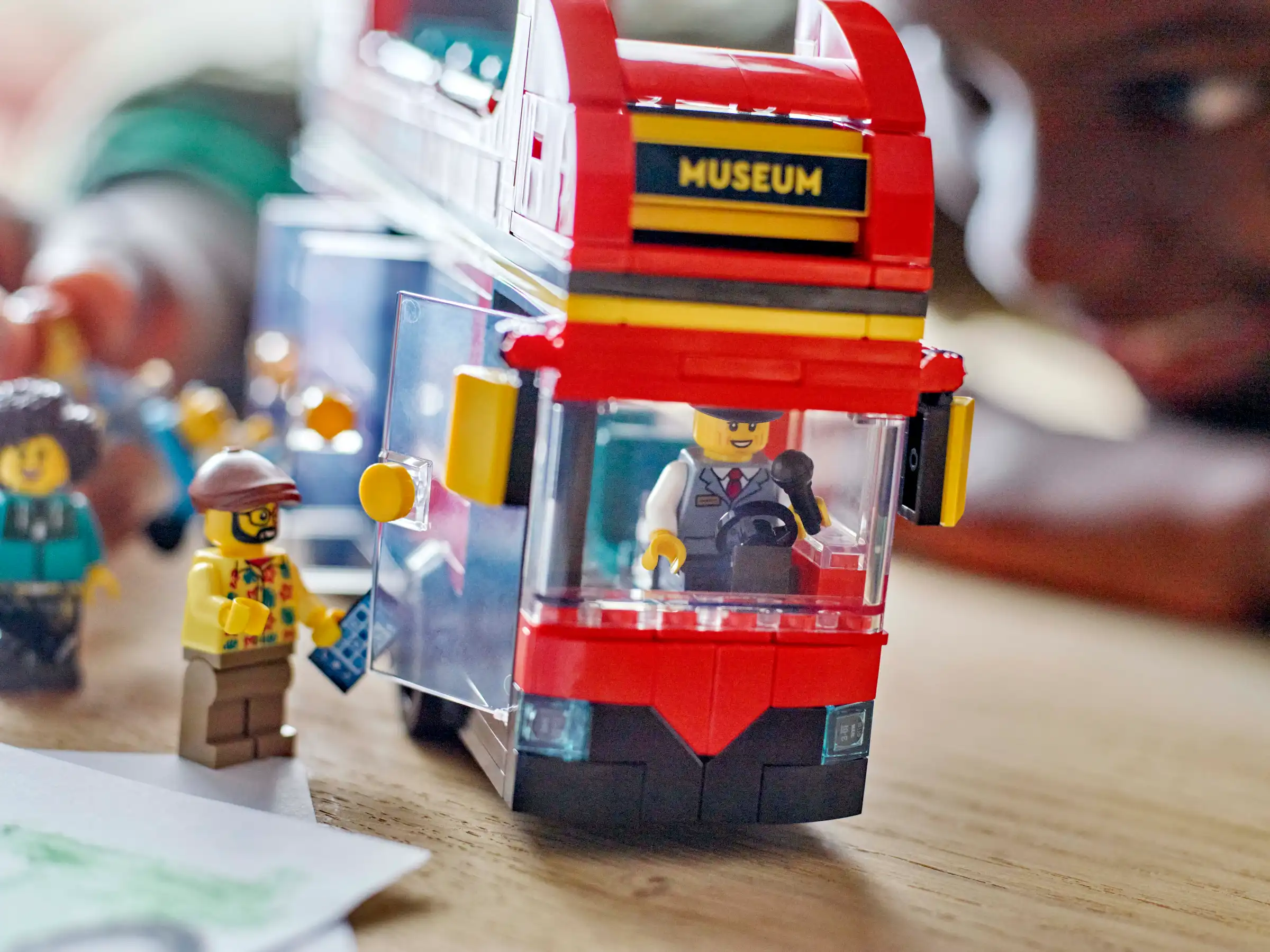 Zdjecie zestawu LEGO 60407 City Czerwony, piętrowy autokar 1