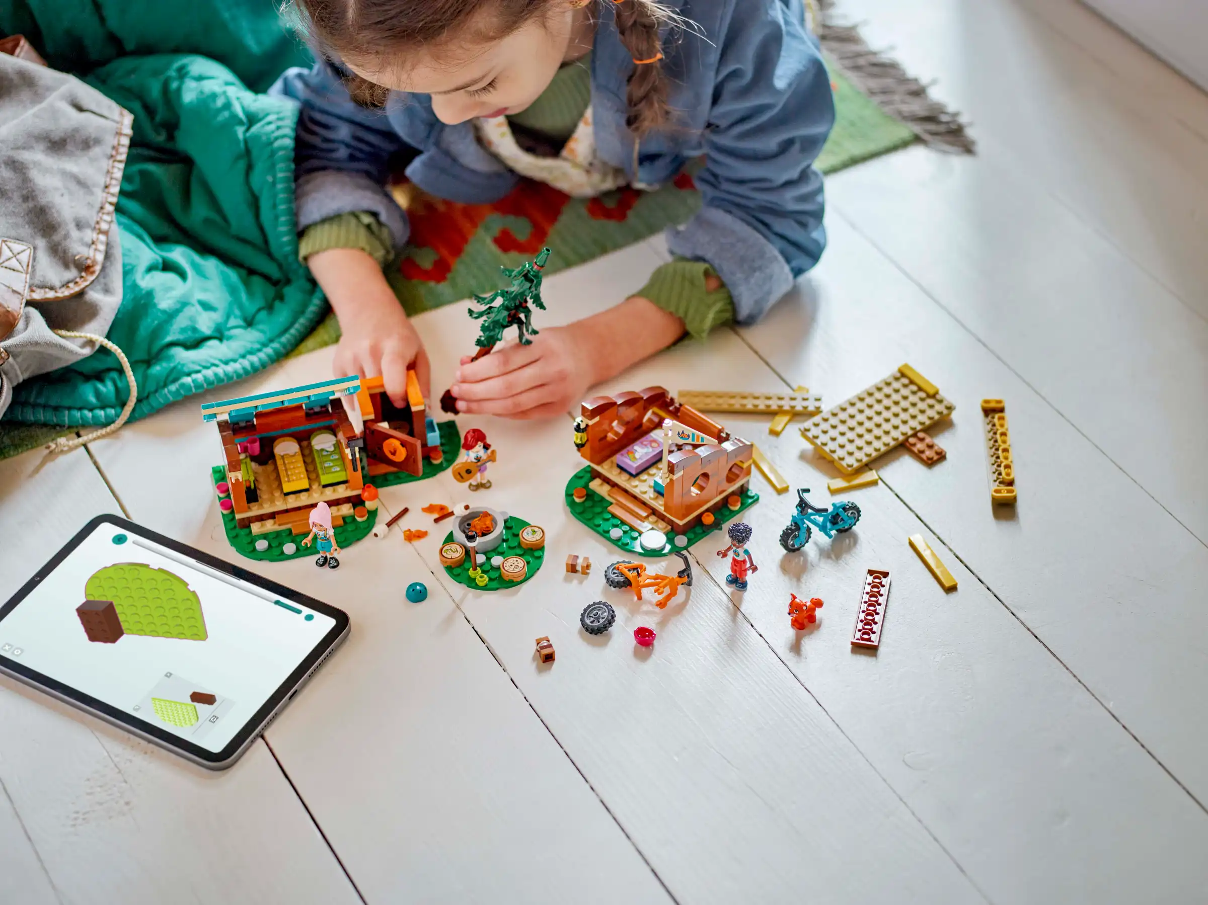 Zdjecie zestawu LEGO 42624 Friends Przytulne domki na letnim obozie 1
