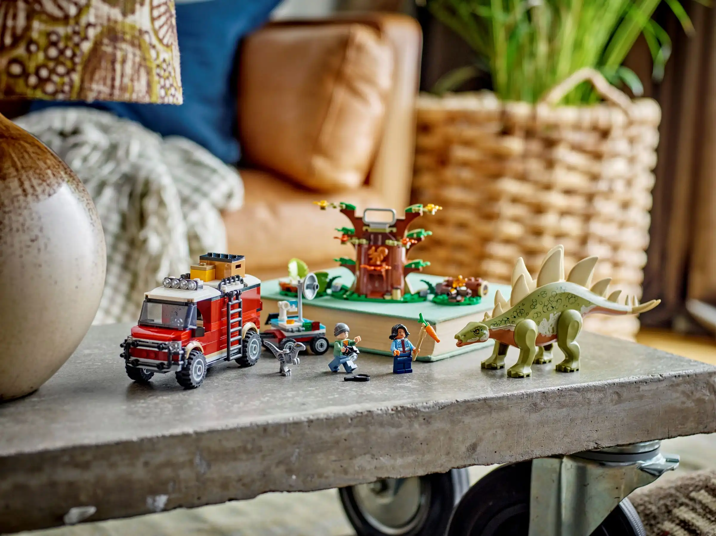 Zdjecie zestawu LEGO 76965 Jurassic World Dinomisje: odkrycie stegozaura 2