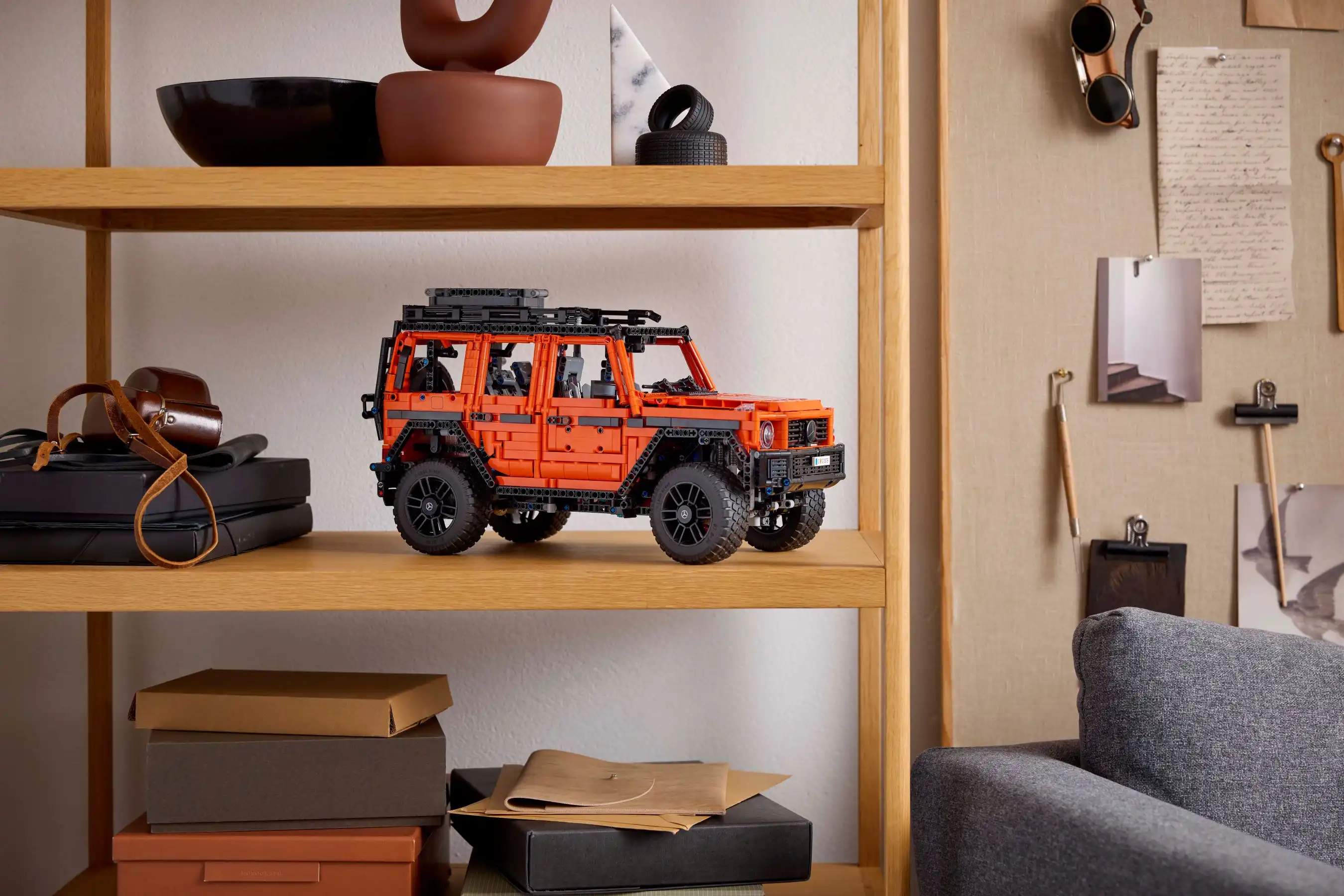 Zdjecie zestawu LEGO 42177 Technic Mercedes-Benz G 500 3