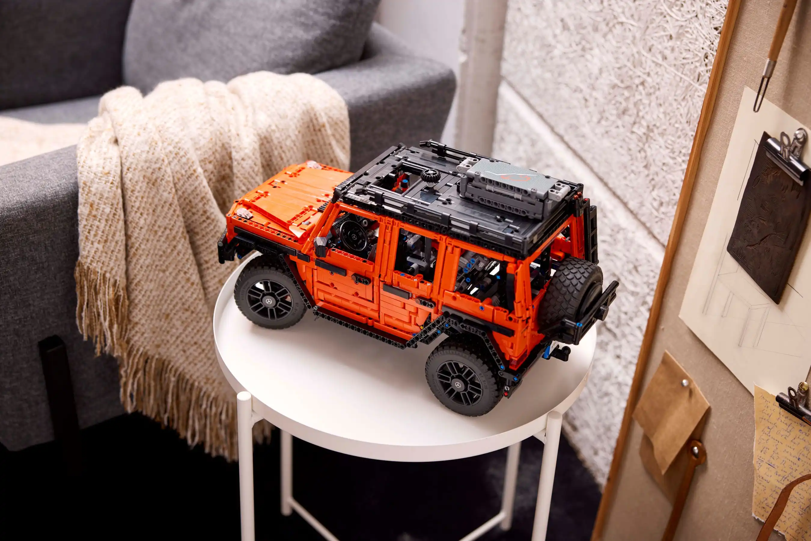 Zdjecie zestawu LEGO 42177 Technic Mercedes-Benz G 500 4