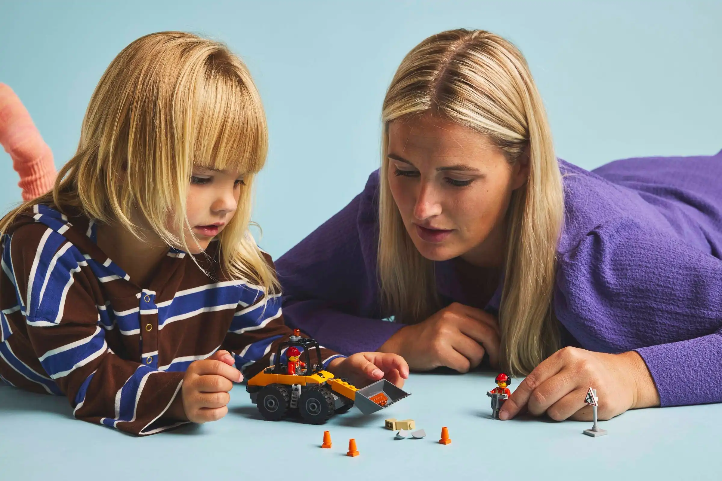 Zdjecie zestawu LEGO 60450 City Żółta ładowarka kołowa 4