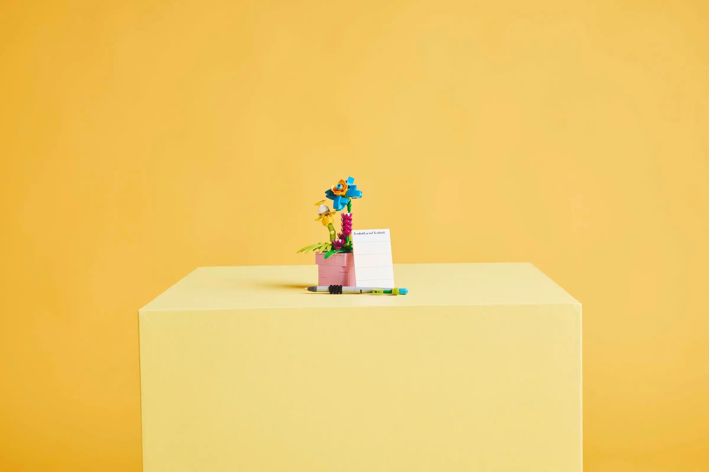 Zdjecie zestawu LEGO 31169 Creator 3 w 1 Maszyna do pisania z kwiatami 2