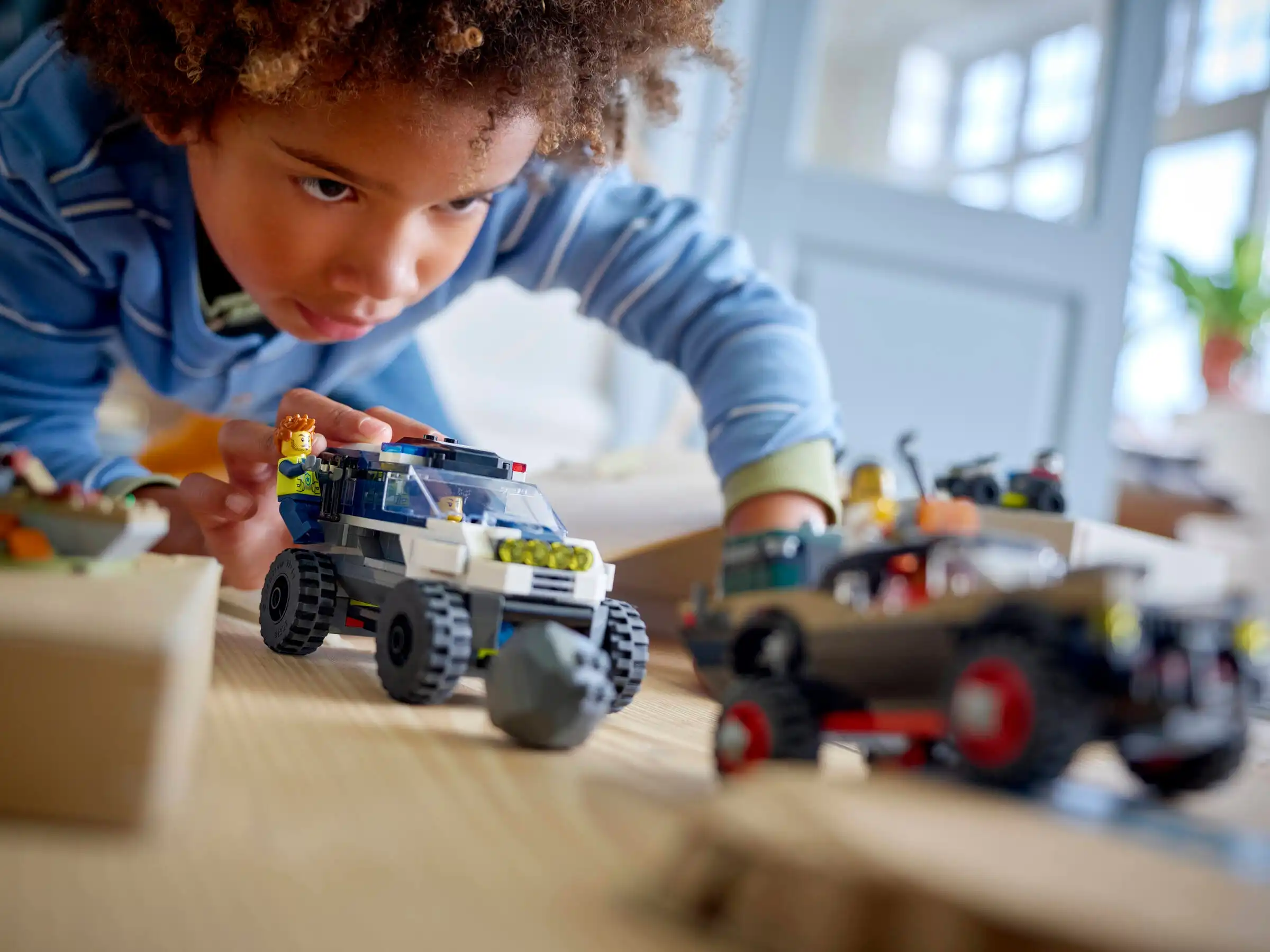 Zdjecie zestawu LEGO 60449 City Pościg terenówką policyjną 4