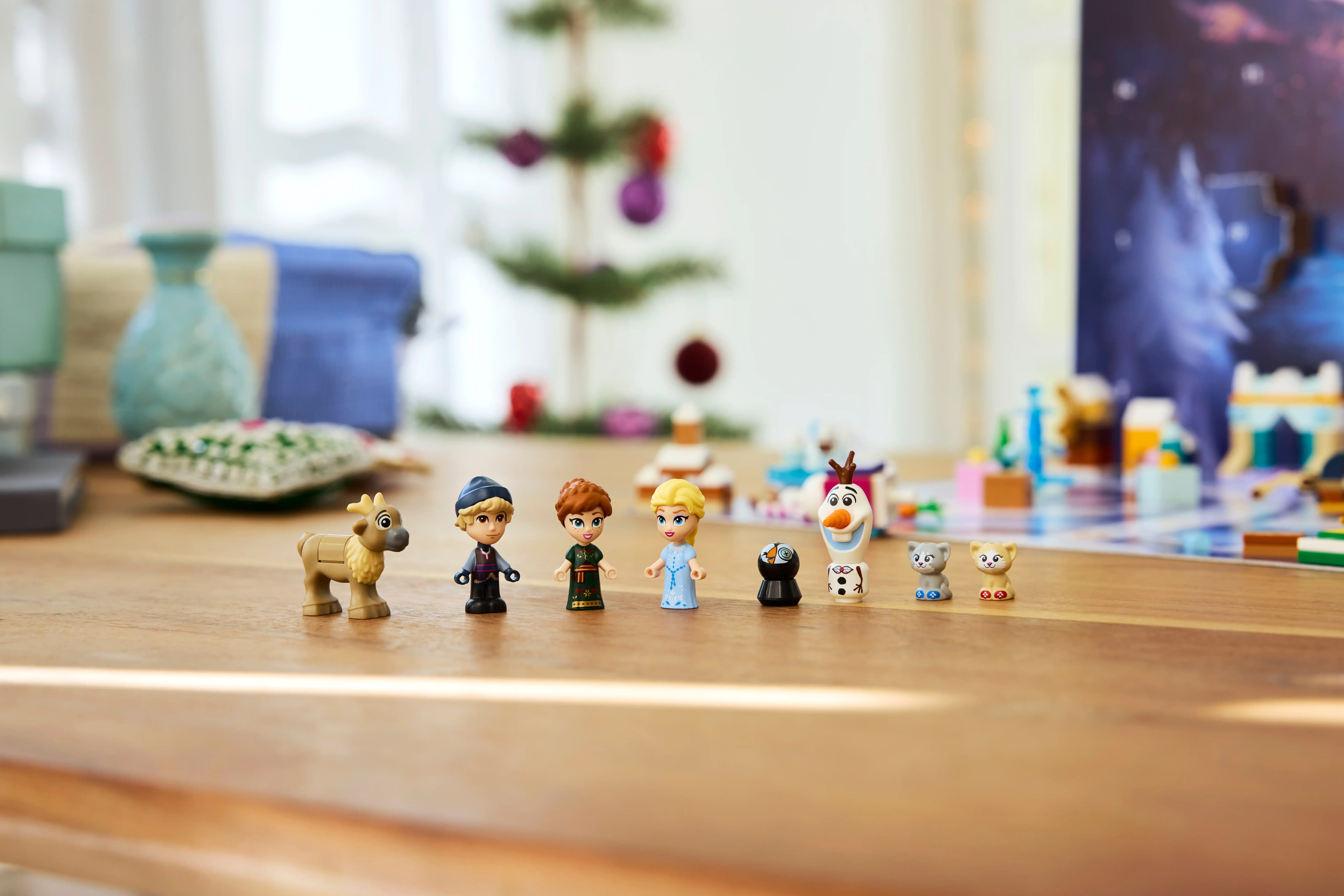 Zdjecie zestawu LEGO 43273 Disney Kalendarz adwentowy na 2025 rok 4