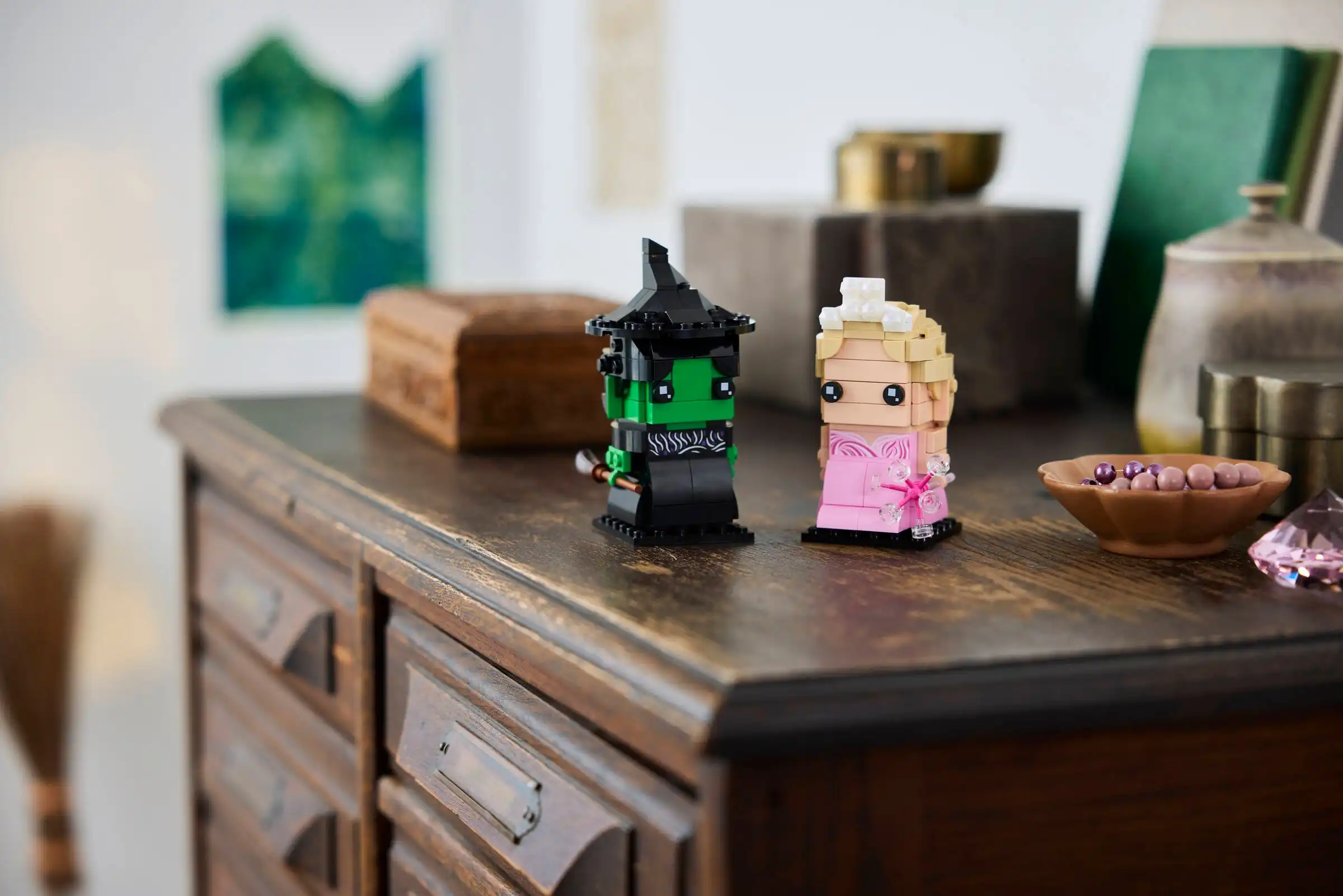 Zdjecie zestawu LEGO 40794 Wicked Figurki Elphaby i Glindy 4