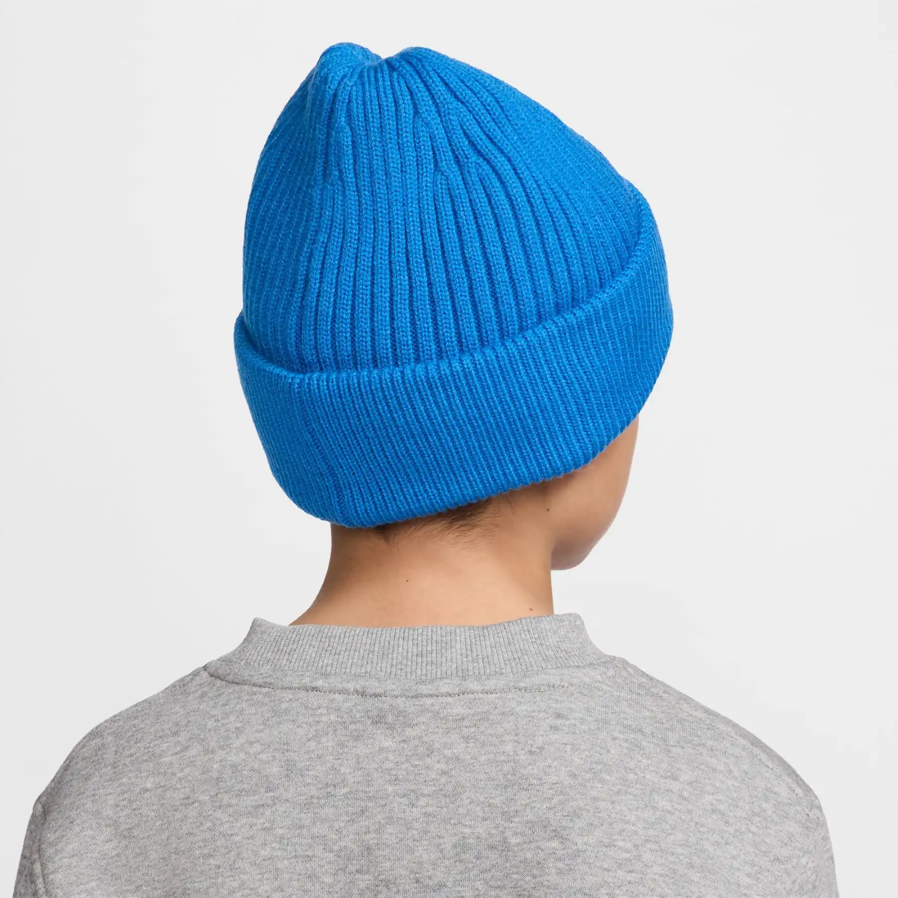 Zdjecie zestawu LEGO 5010036 Nike Czapka beanie Peak z kolekcji Nike x LEGO® 3