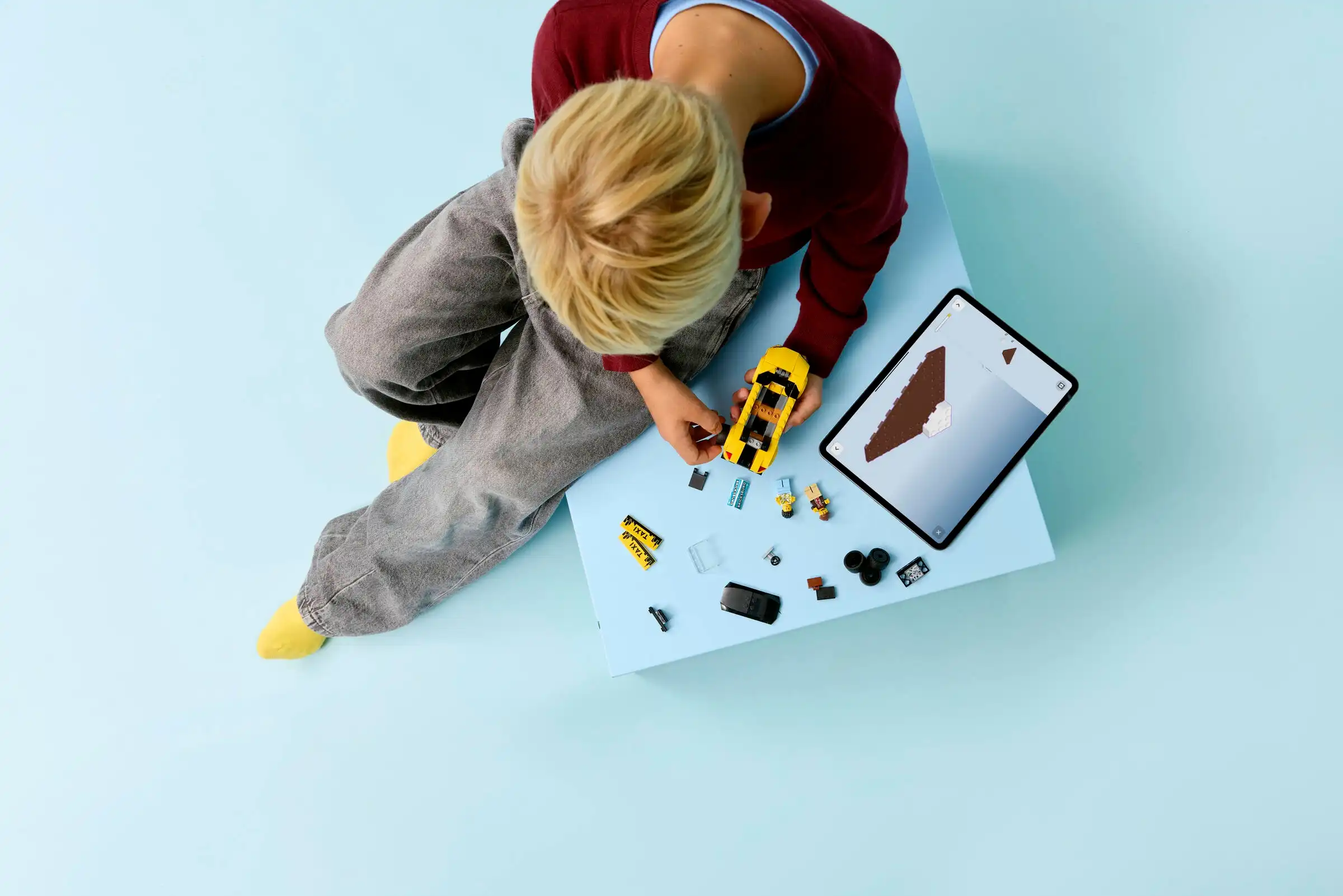 Zdjecie zestawu LEGO 60487 City Żółta taksówka 2