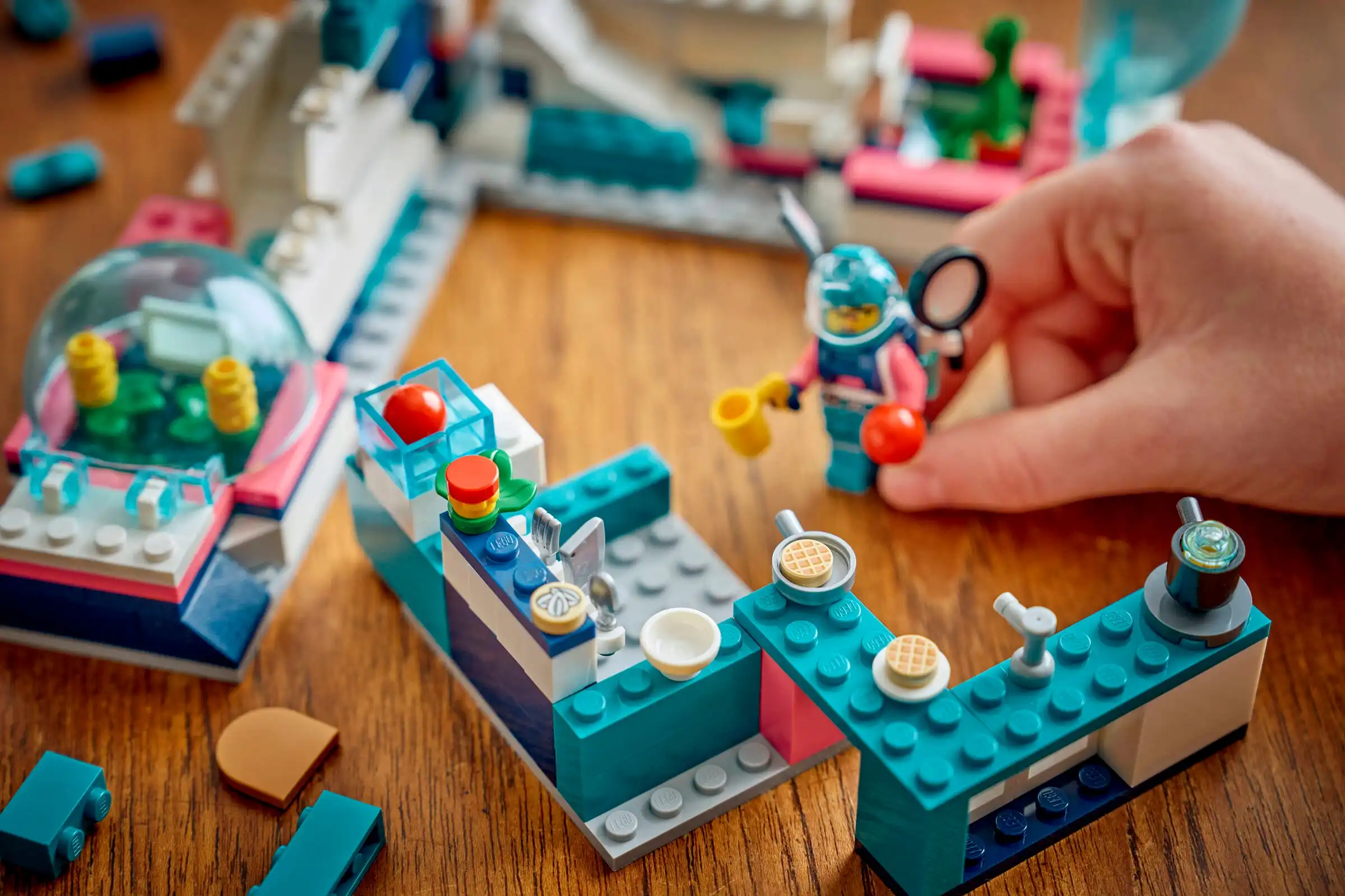 Zdjecie zestawu LEGO 45200 Education Zestaw naukowy z misją na Księżyc 1