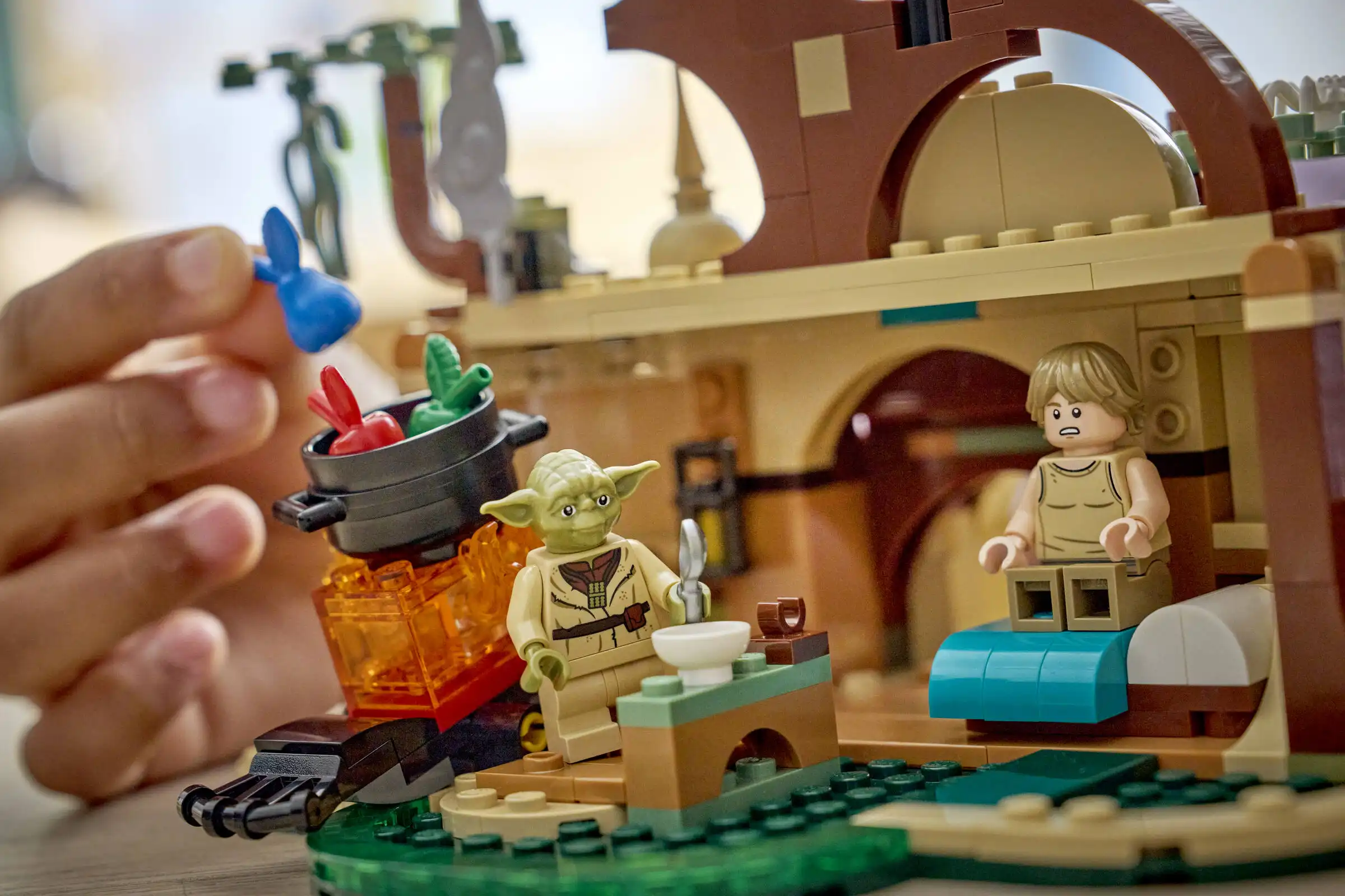 Zdjecie zestawu LEGO 75422 Star Wars SMART Play™: Chatka Yody i szkolenie Jedi 3