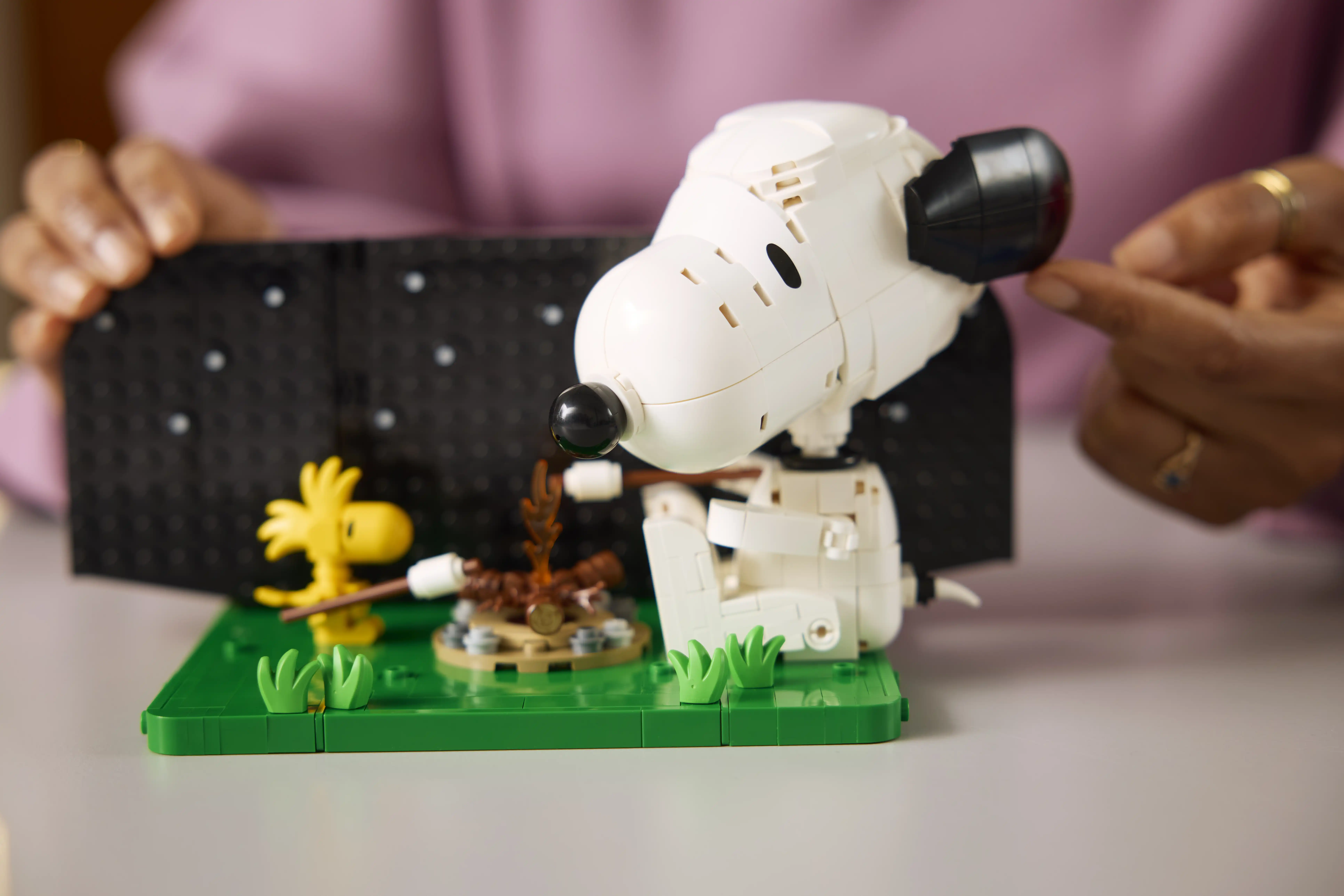 Zdjecie zestawu LEGO 21368 Ideas Fistaszki: Buda Snoopy’ego 4
