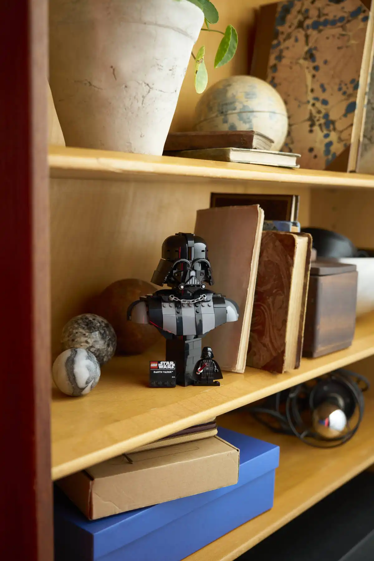 Zdjecie zestawu LEGO 75439 Star Wars Popiersie Dartha Vadera™ 1