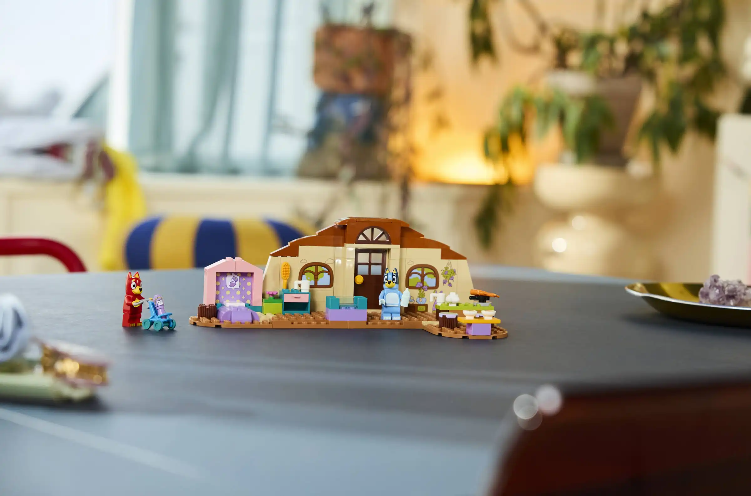 Zdjecie zestawu LEGO 11221 Bluey Szkoła z Ryżykiem i Blue 3