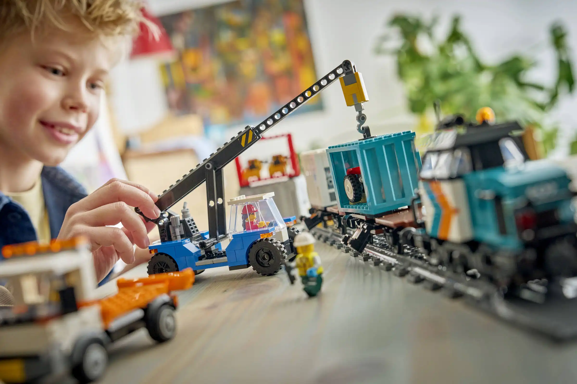 Zdjecie zestawu LEGO 60509 City Portowy pociąg towarowy, dźwig i ciężarówka 1