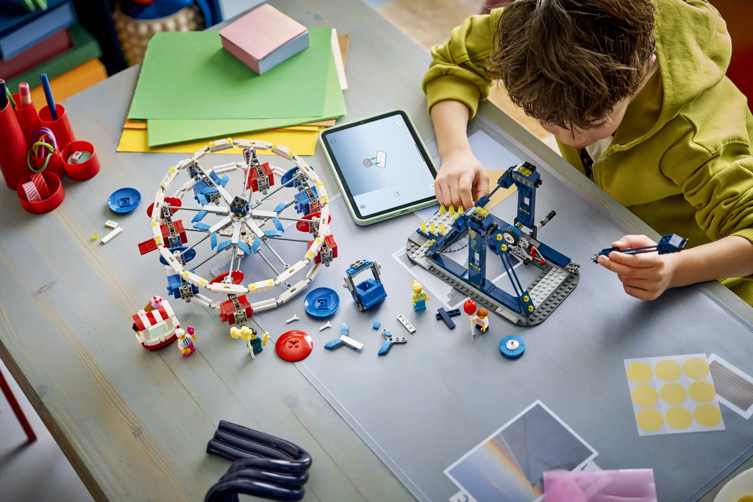 Zdjecie zestawu LEGO 31389 Creator 3 w 1 Kultowy diabelski młyn 3
