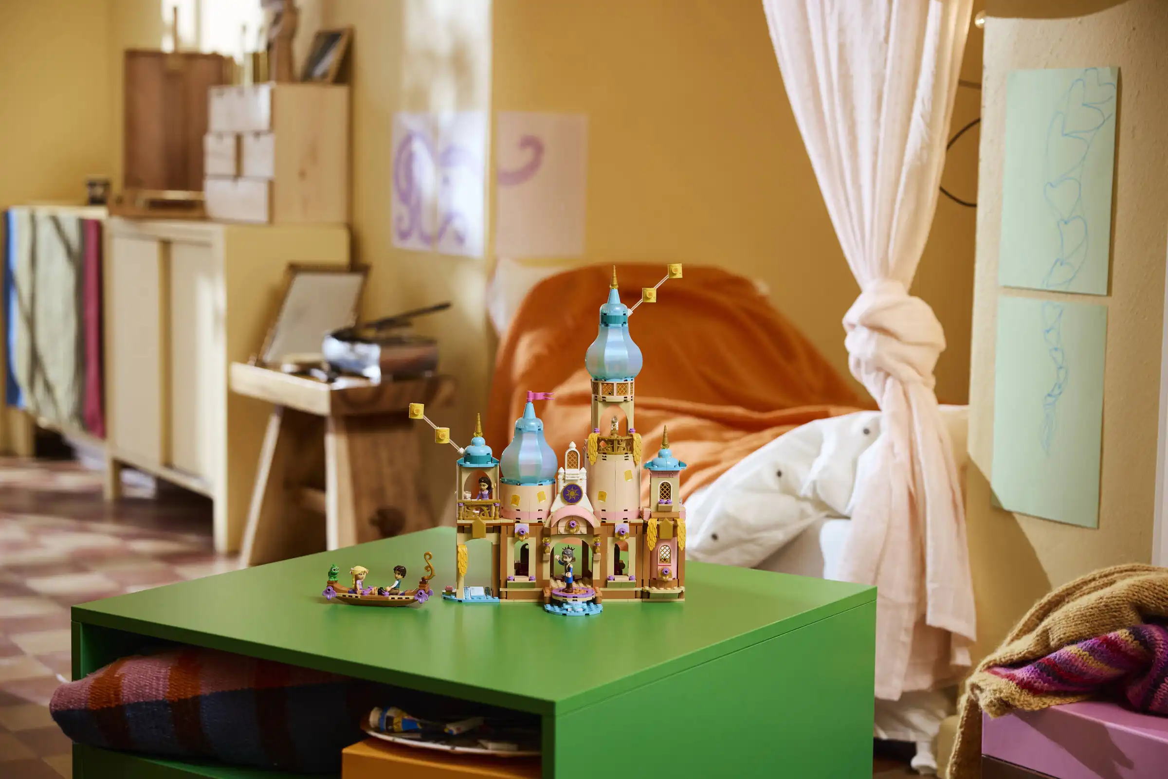 Zdjecie zestawu LEGO 43297 Disney Zamek Roszpunki 4