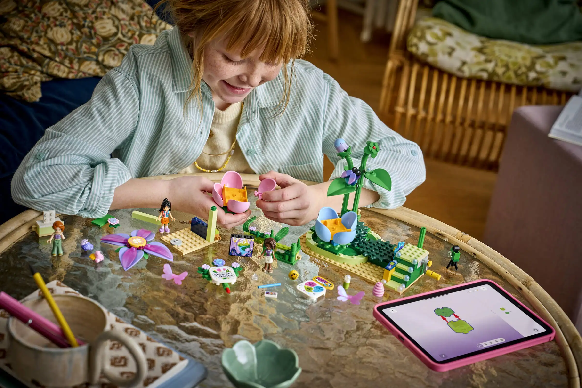 Zdjecie zestawu LEGO 42702 Friends Wróżkowa karuzela z kwiatami 1